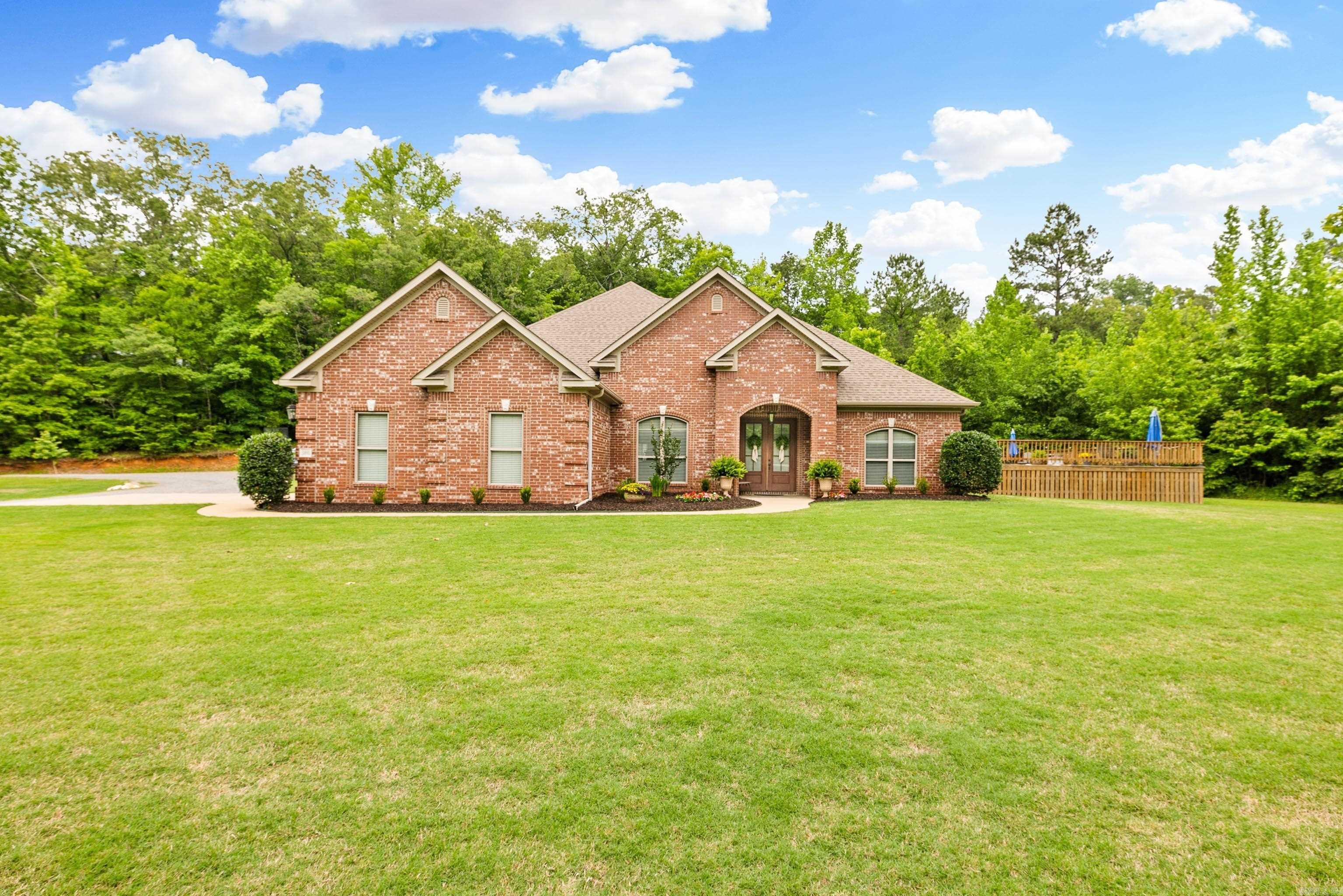 3891  Harrison  Benton, AR