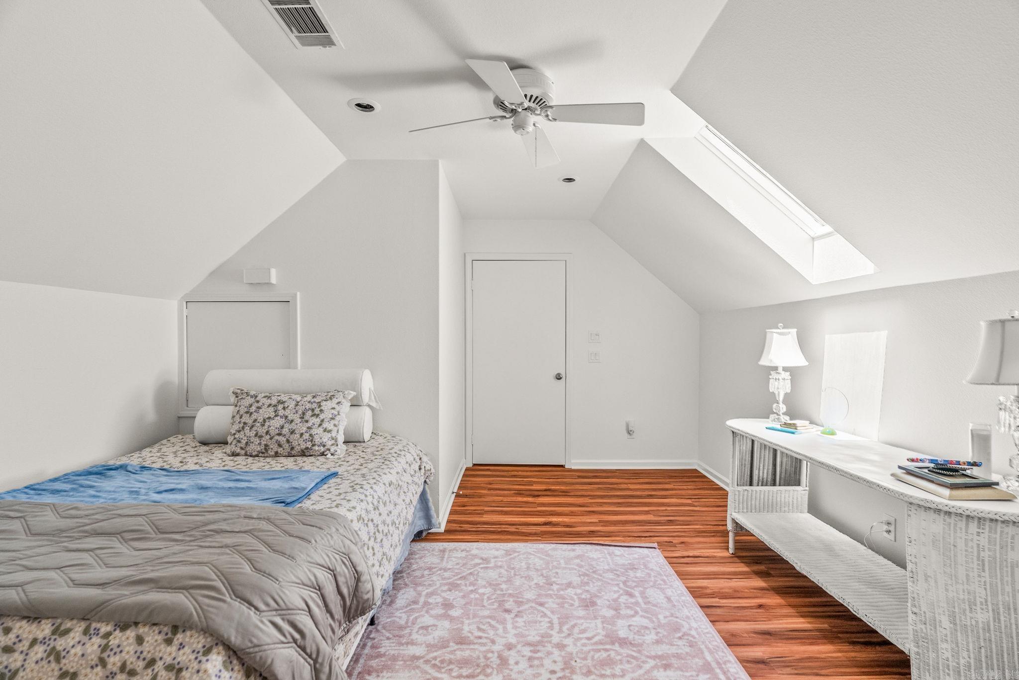 5412 S Grandview  Little Rock, AR