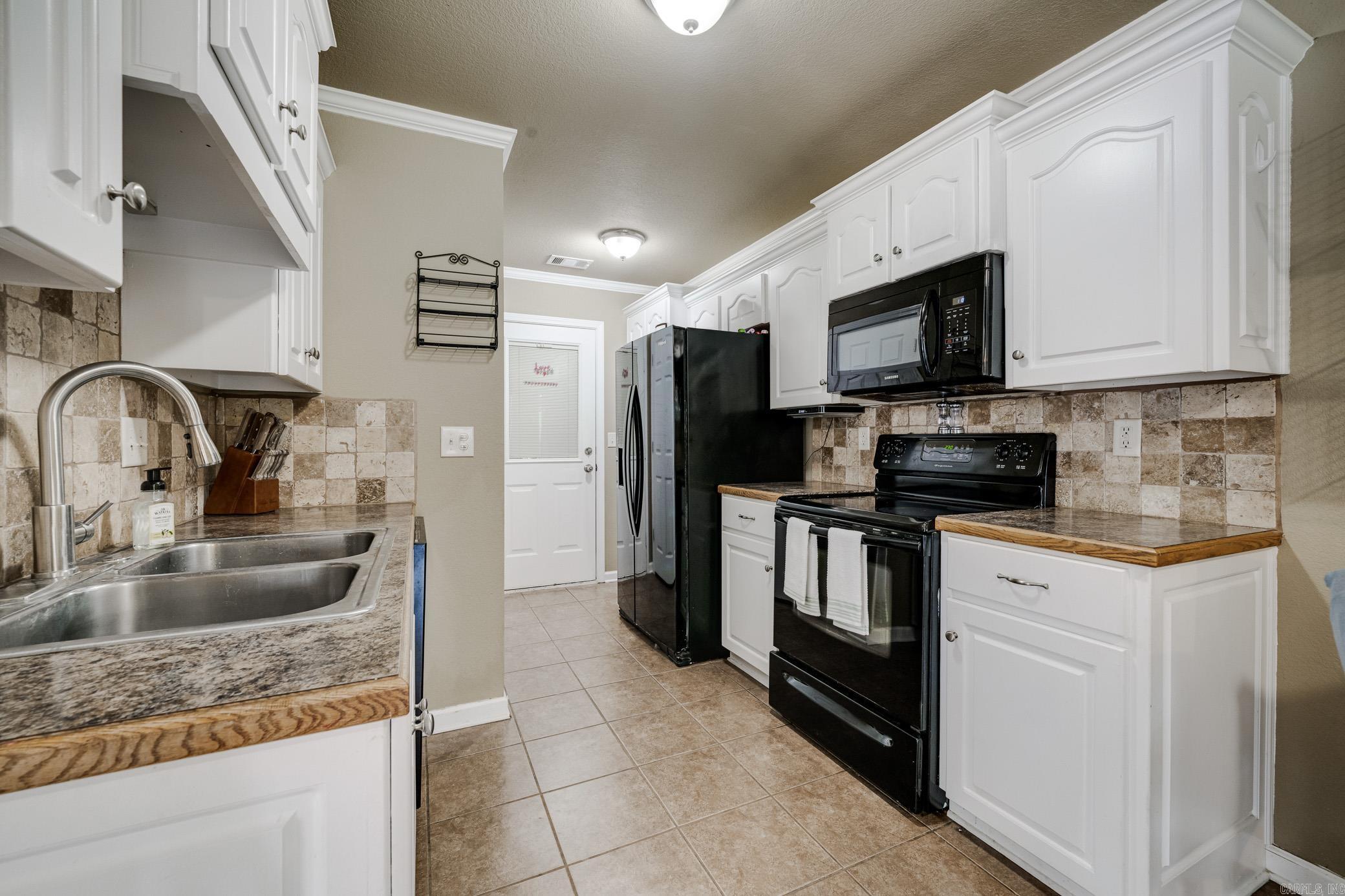440  Pearl Stone  Lonoke, AR