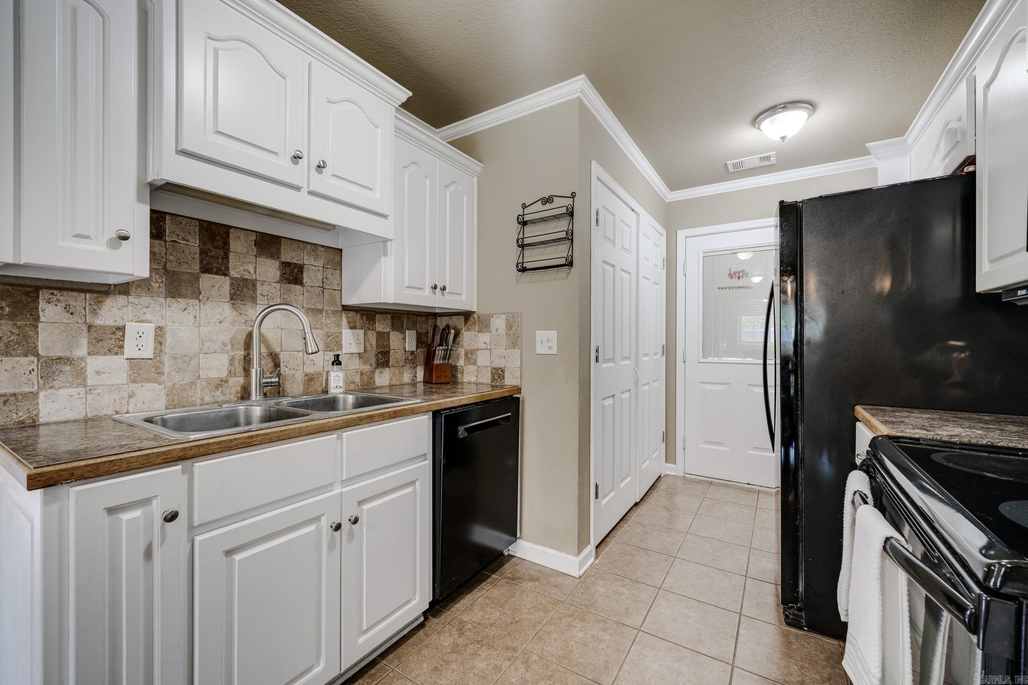 440  Pearl Stone  Lonoke, AR