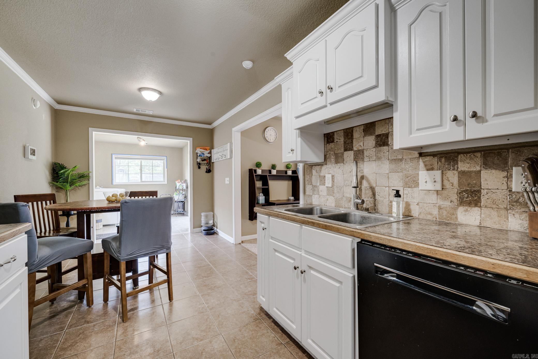440  Pearl Stone  Lonoke, AR