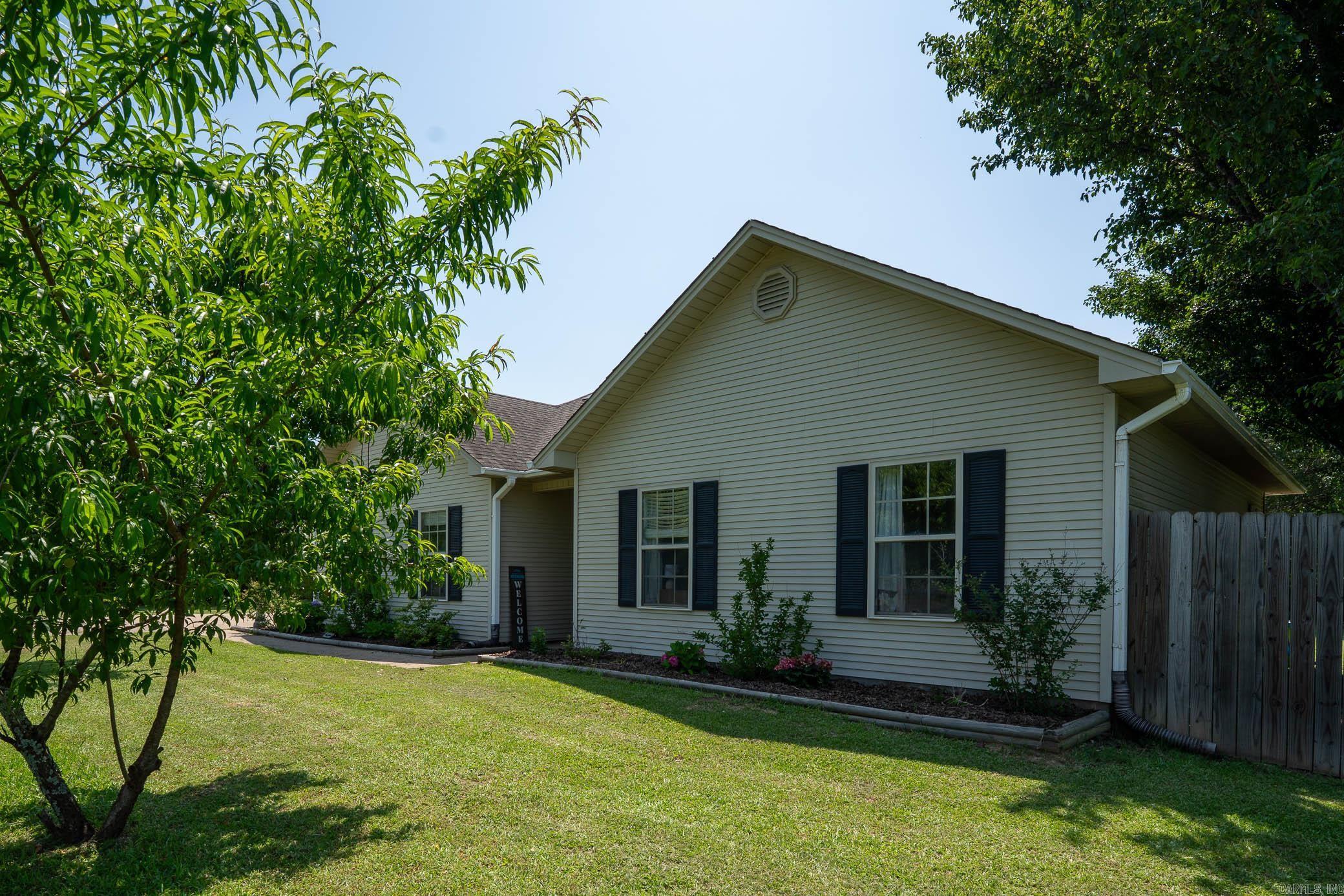 440  Pearl Stone  Lonoke, AR