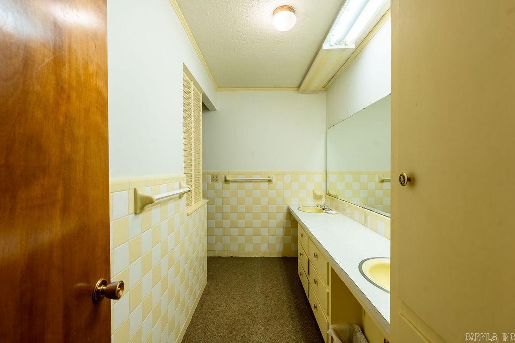 4987 E Hwy 64  Augusta, AR