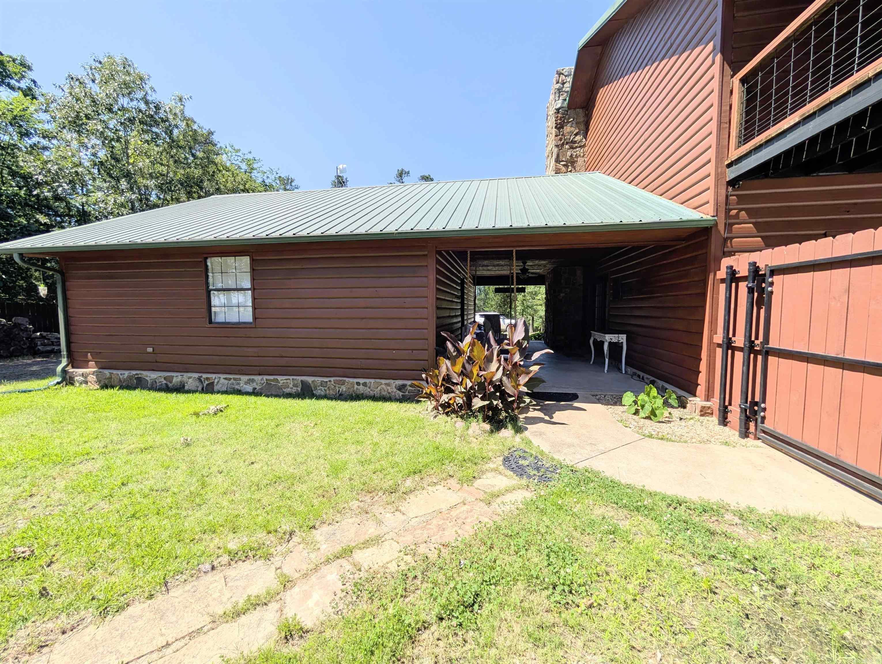 149  Polk Road 714  Mena, AR