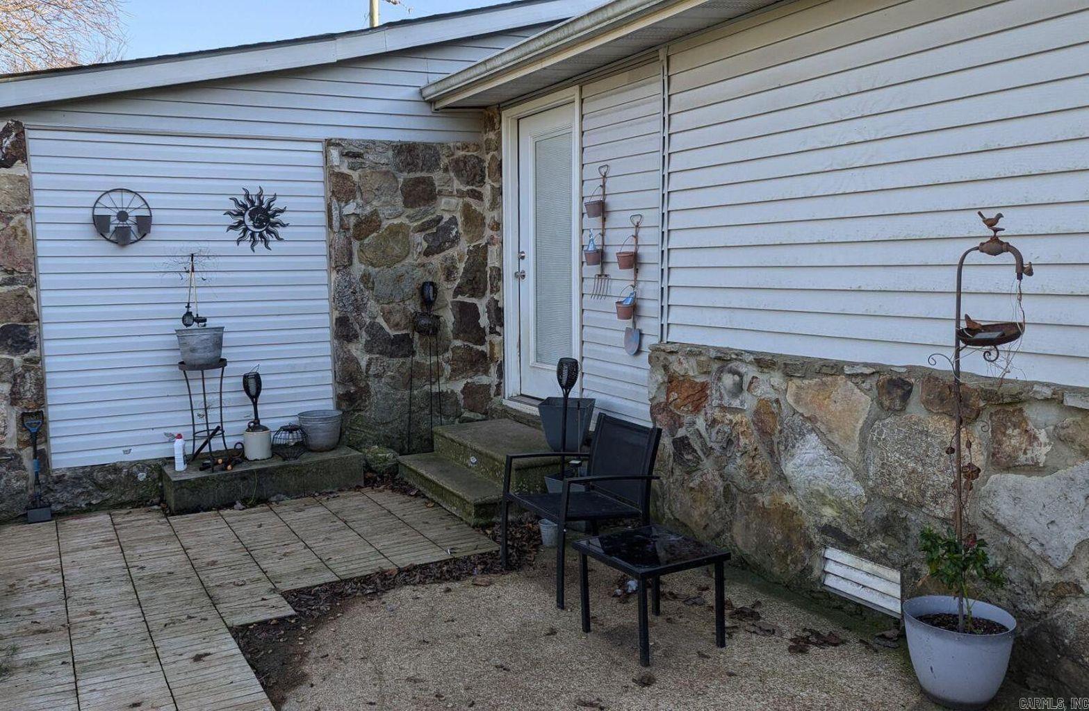 1495  Pickren Hall  Viola, AR