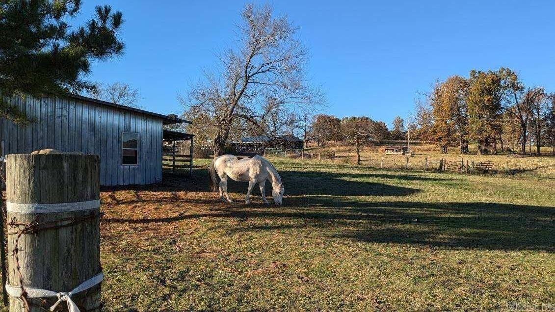1495  Pickren Hall  Viola, AR