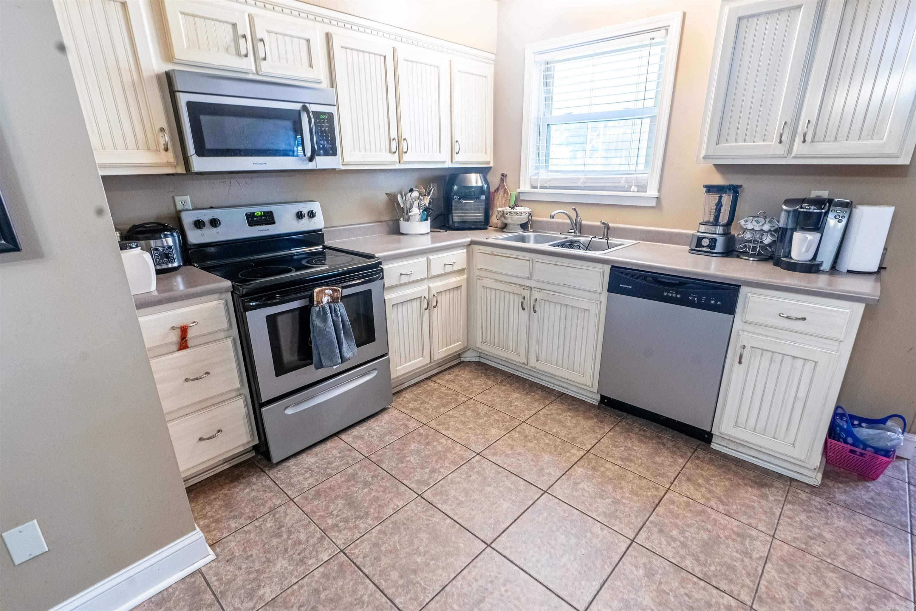 815  Meadowbrook Ln S  Wynne, AR