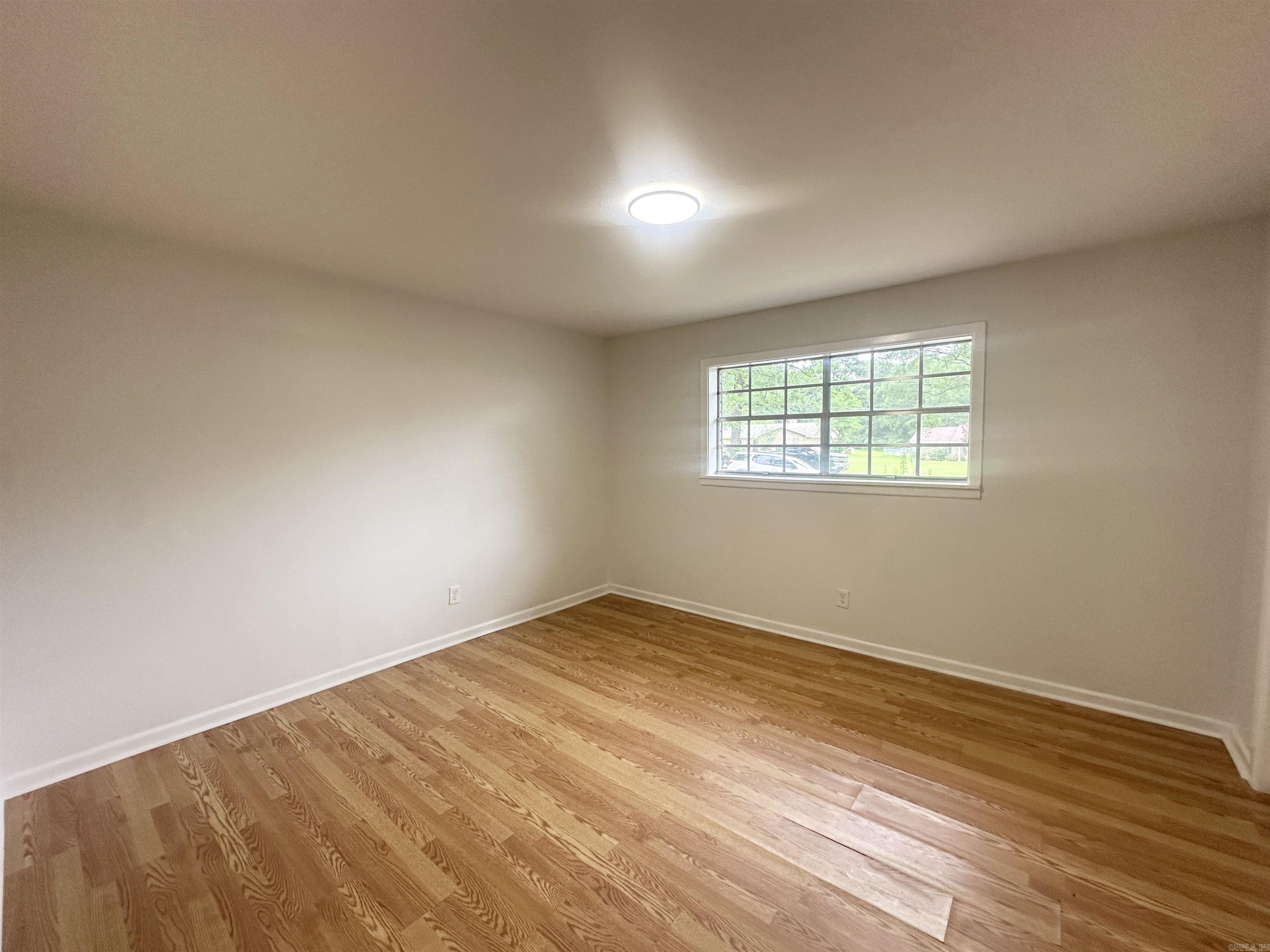 3401  Cooper LN  Texarkana, TX