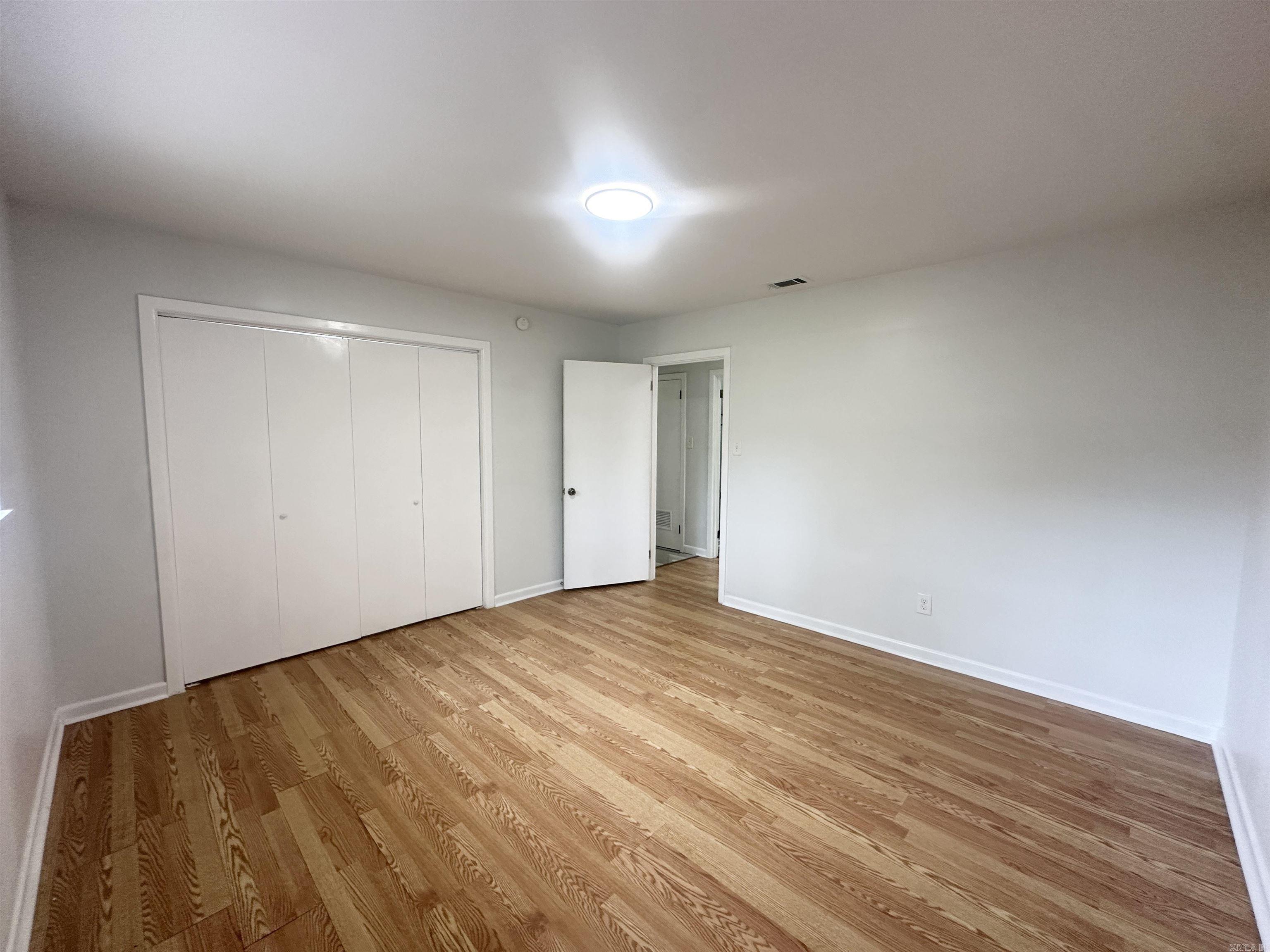 3401  Cooper LN  Texarkana, TX