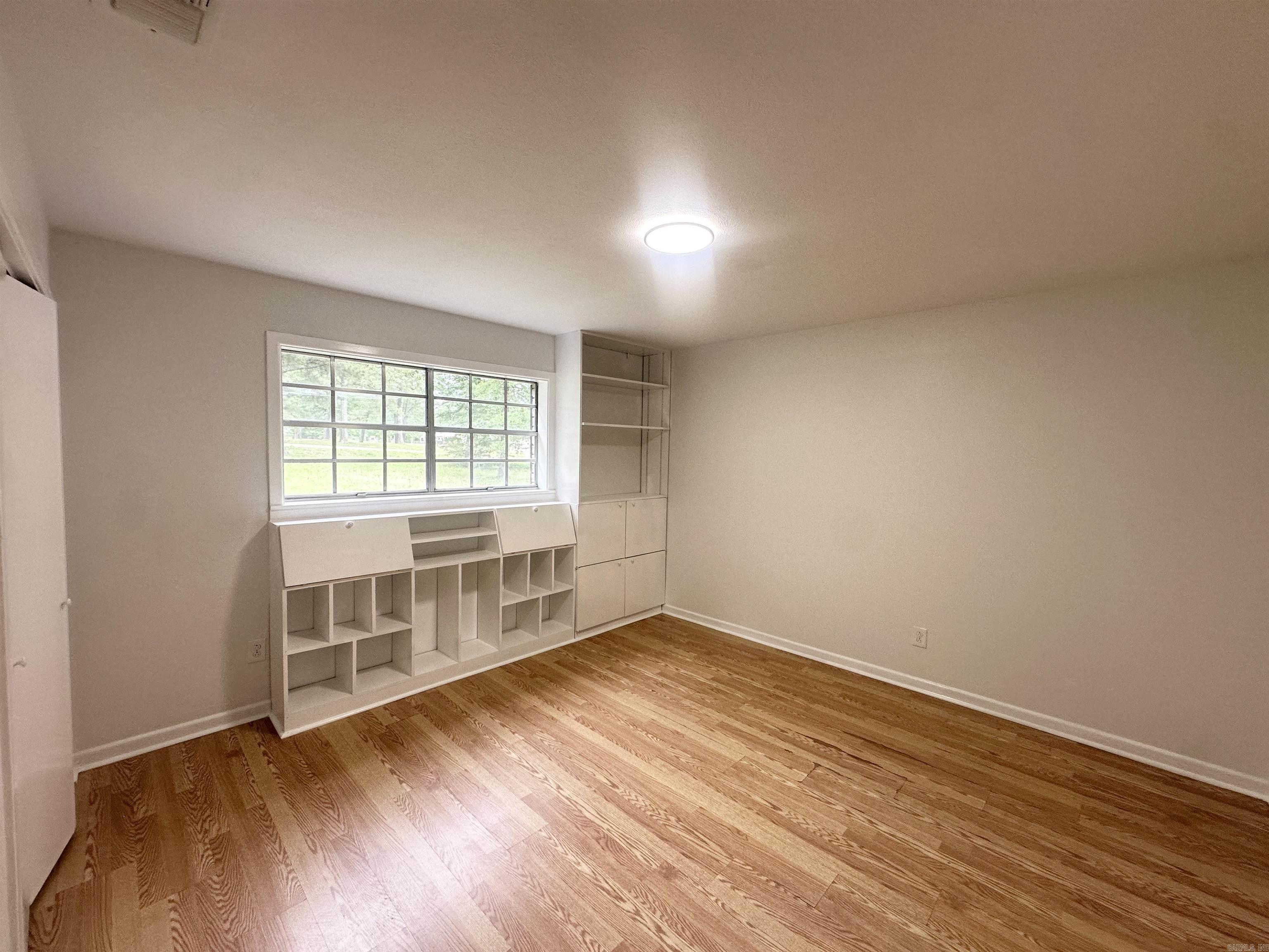 3401  Cooper LN  Texarkana, TX