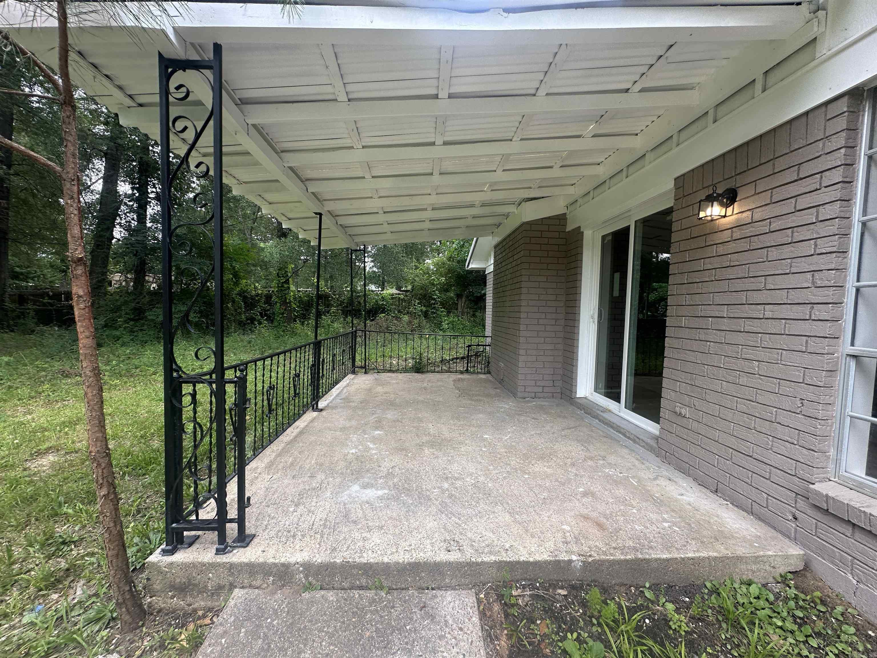 3401  Cooper LN  Texarkana, TX