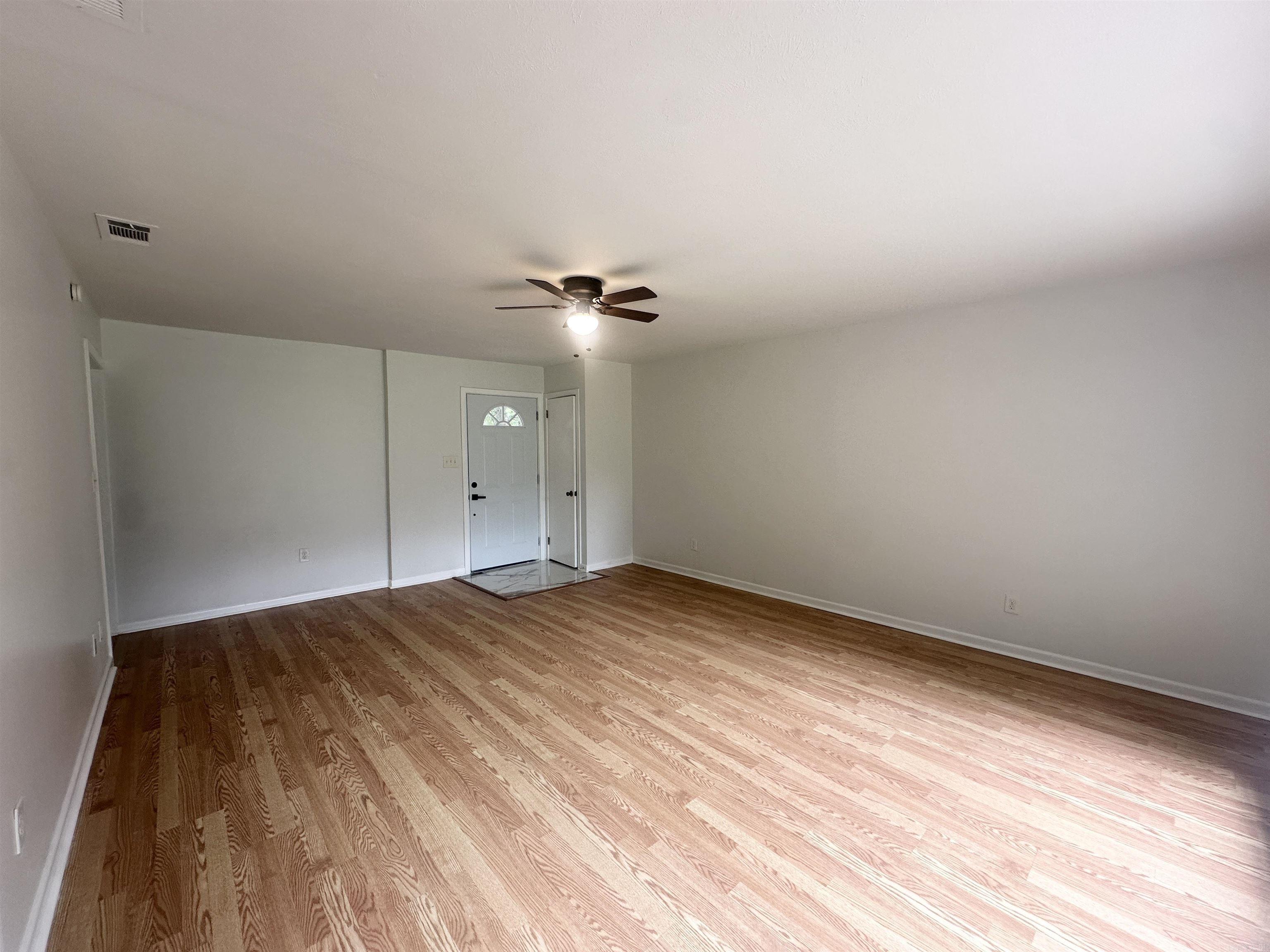 3401  Cooper LN  Texarkana, TX