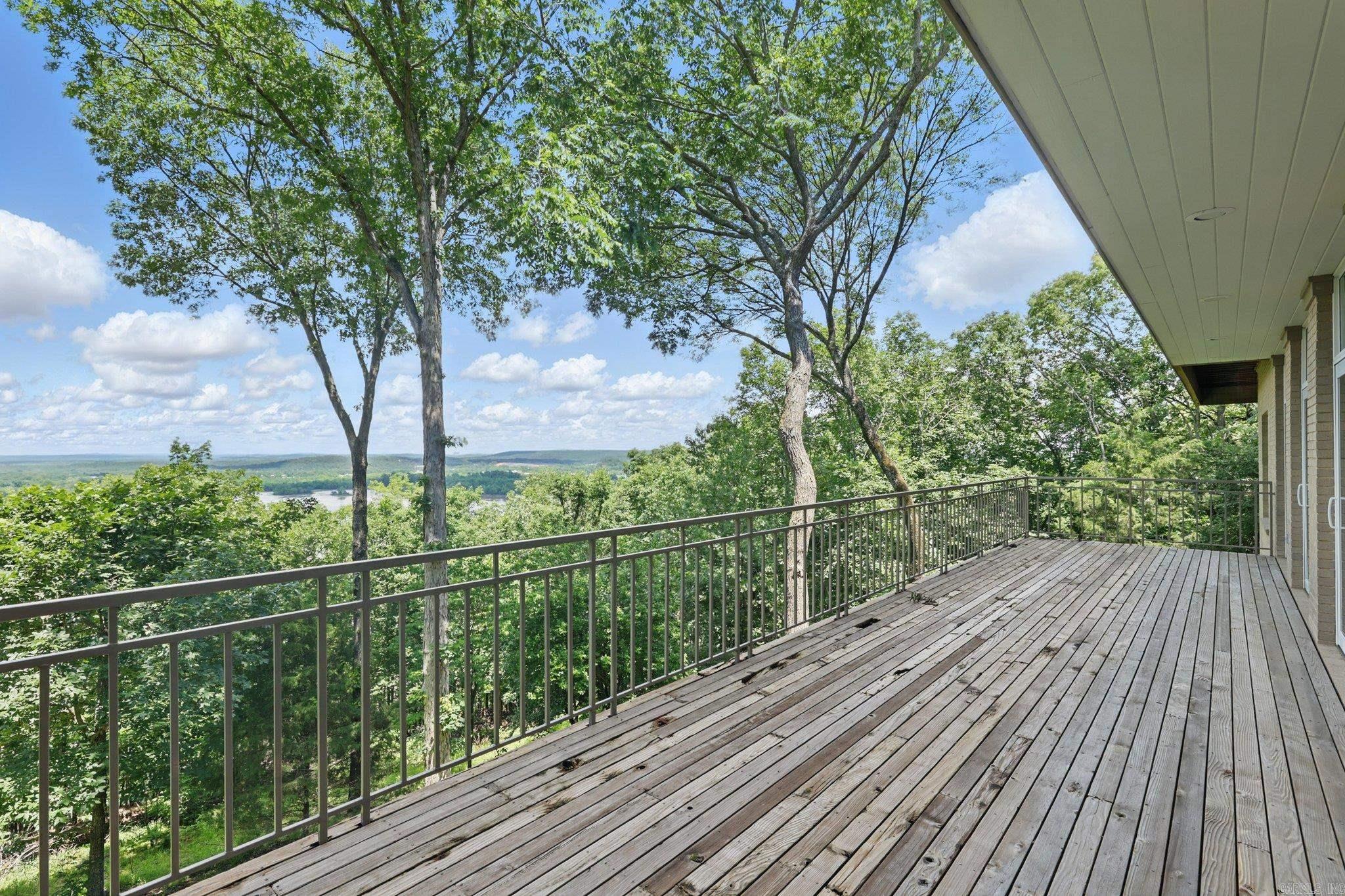 8 River View Point Little Rock, AR 72227