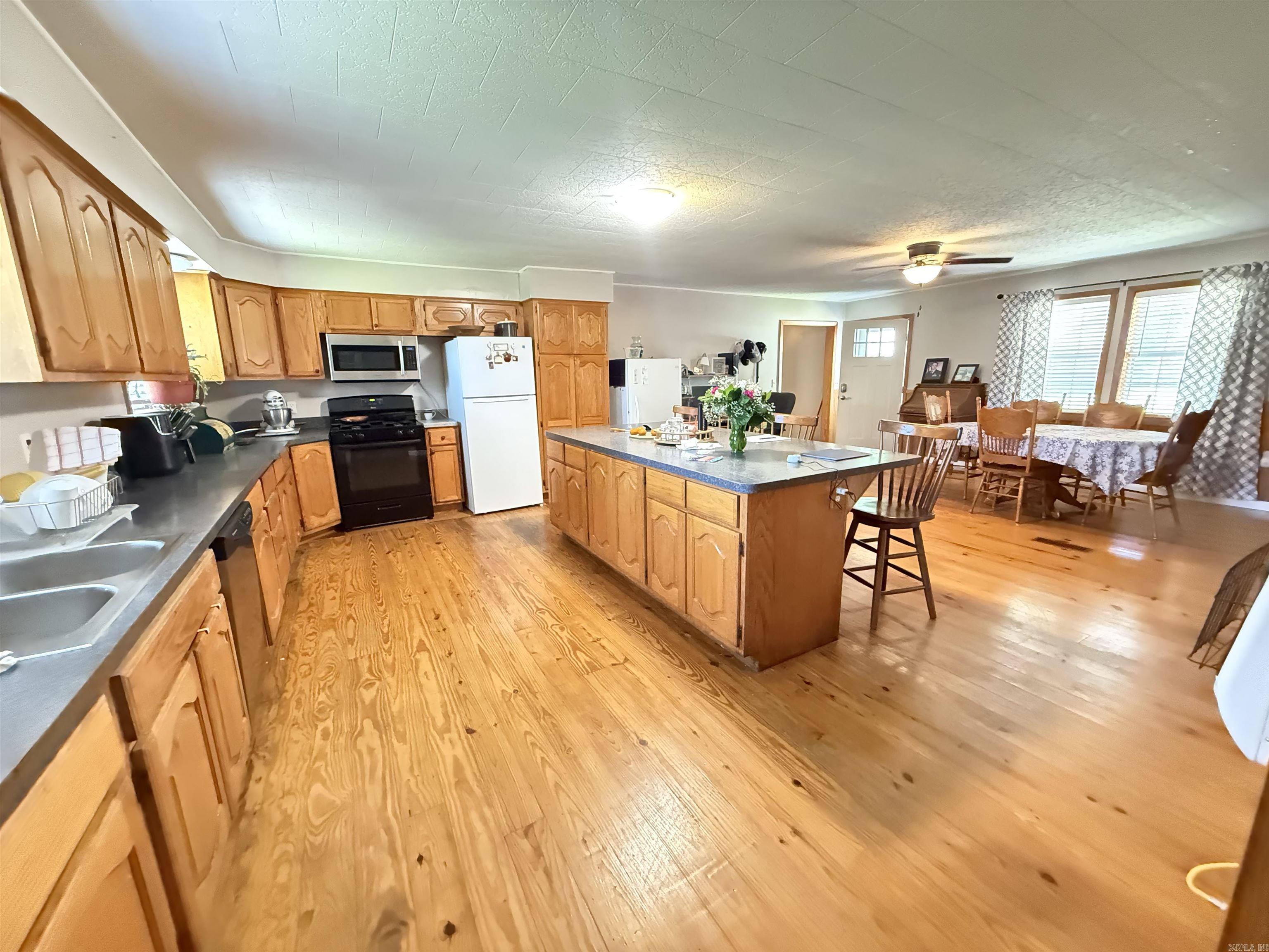 221 N Garfield  Piggott, AR