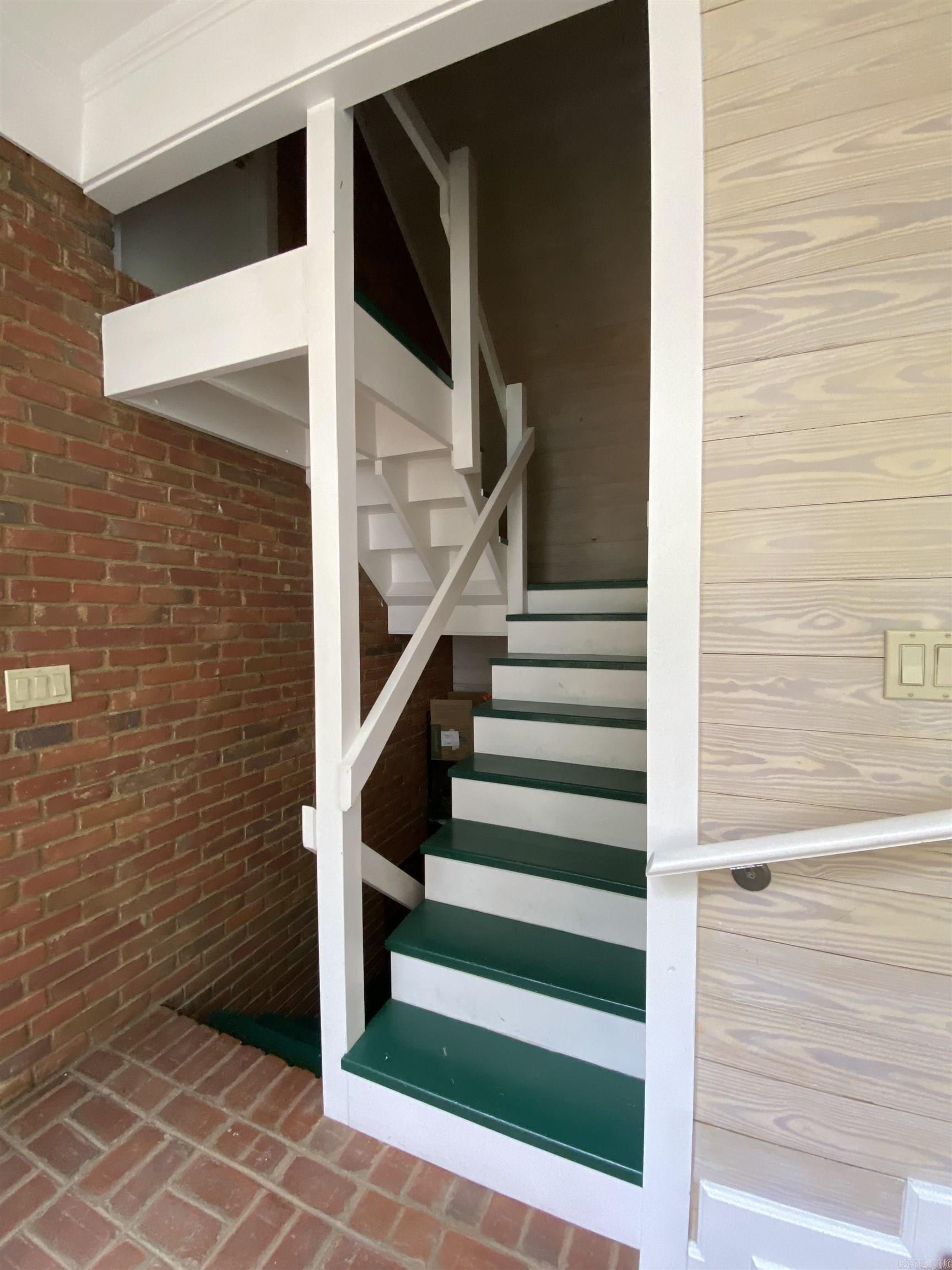 115  Sunridge  Helena, AR