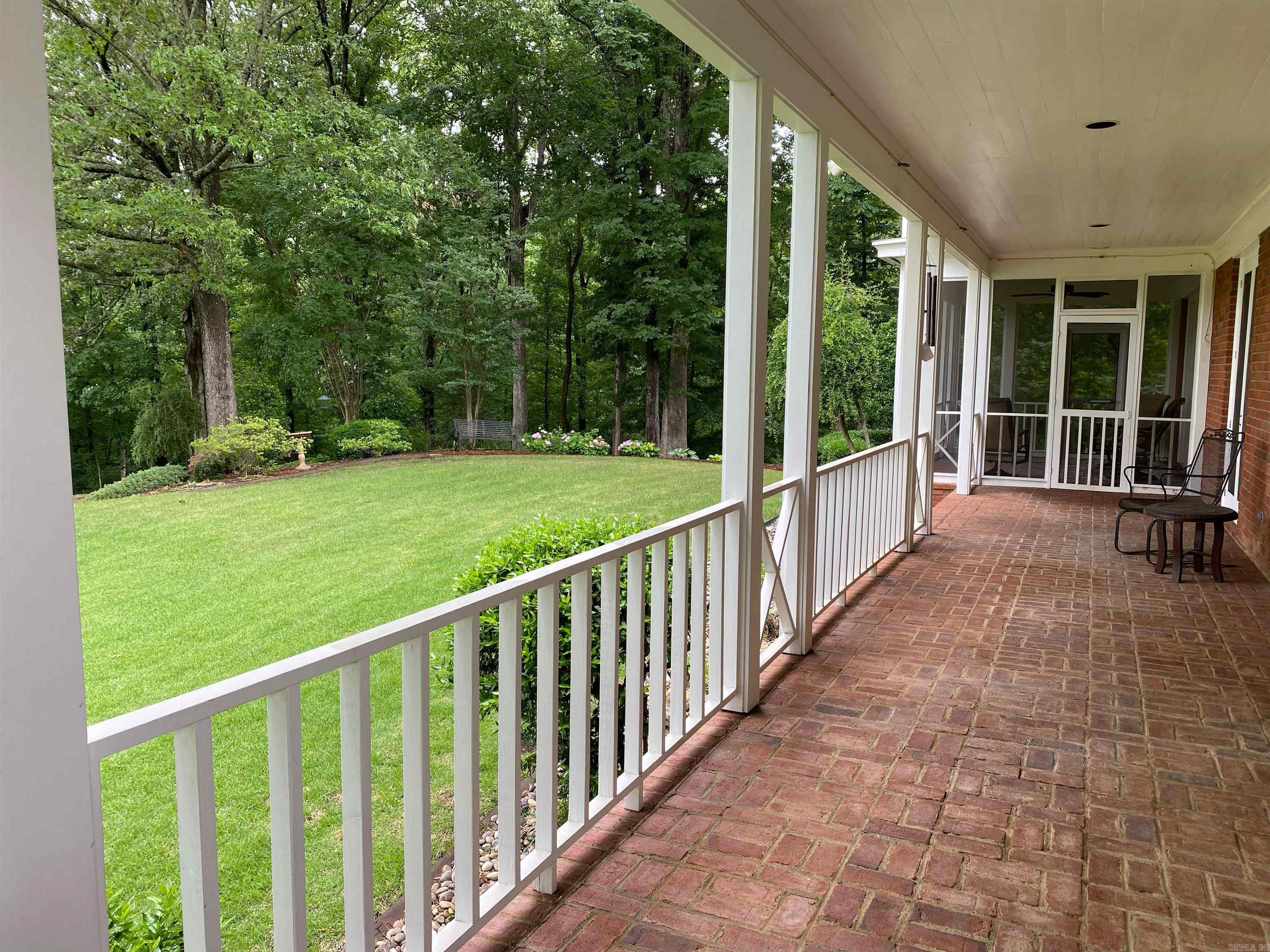 115  Sunridge  Helena, AR
