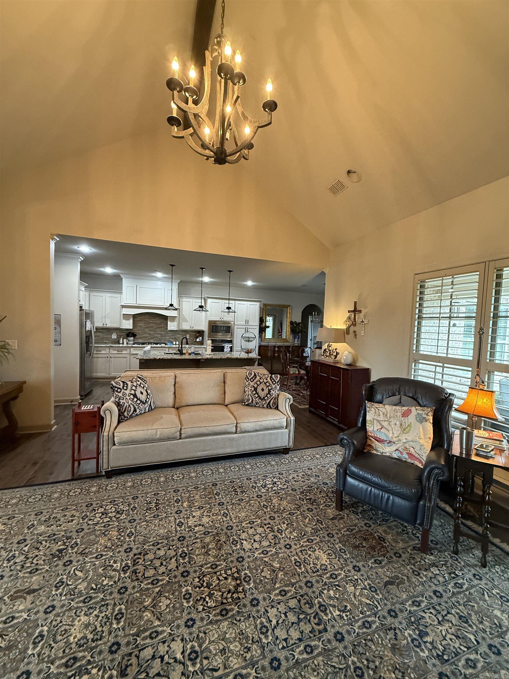 904  Brisbane  Searcy, AR