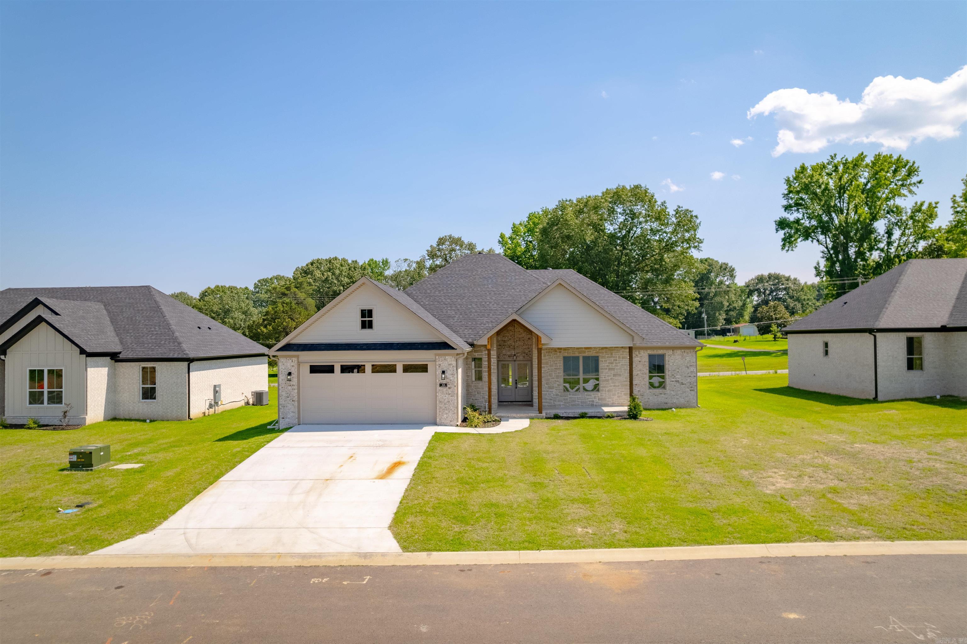 13 Calvados  Cabot, AR