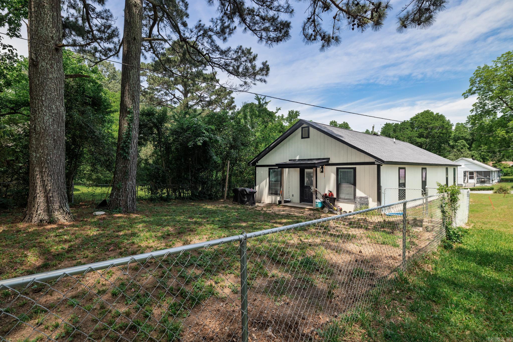 1647  Gresham  Arkadelphia, AR