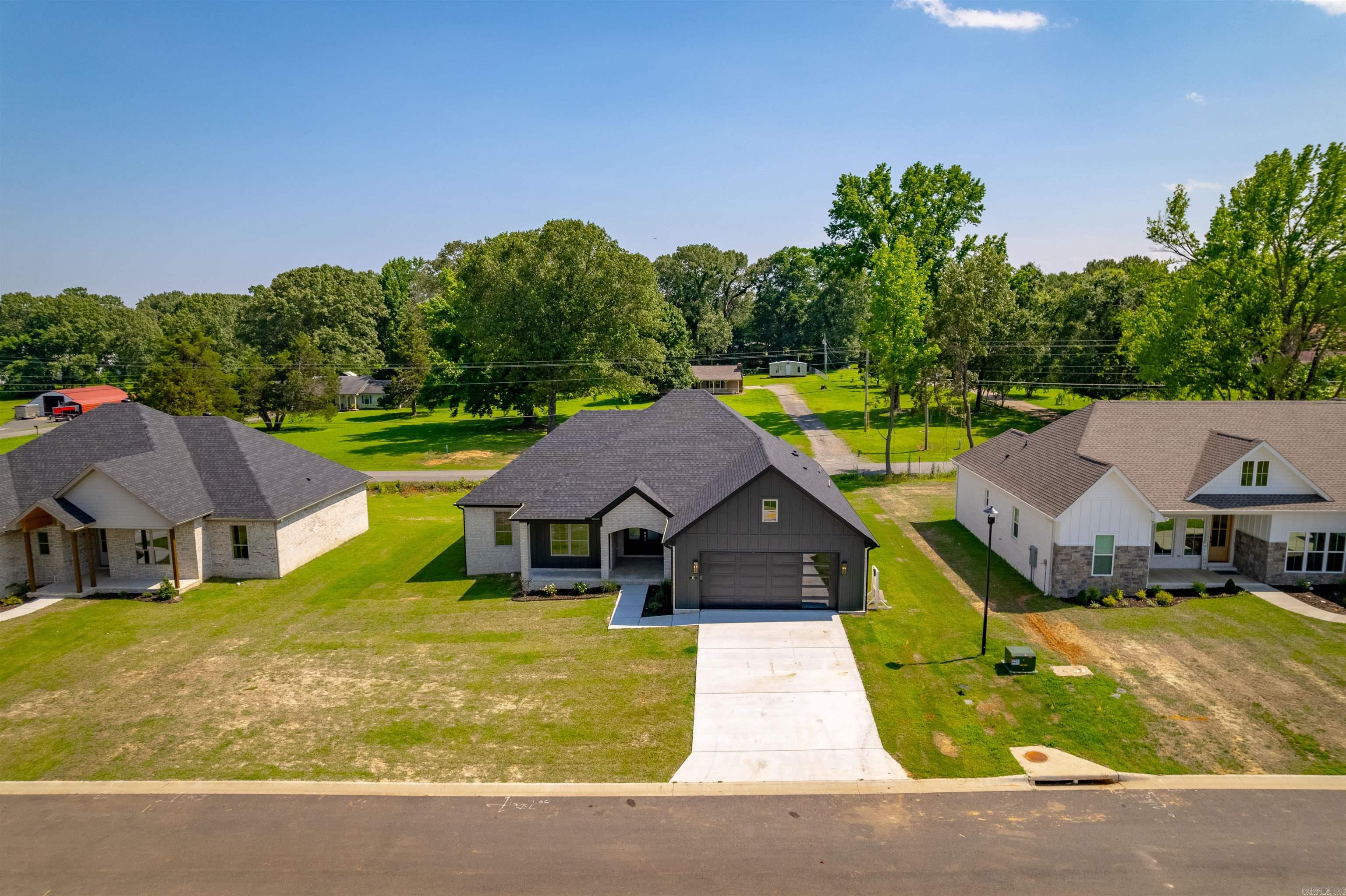 15 Calvados Court Cabot, AR 72023