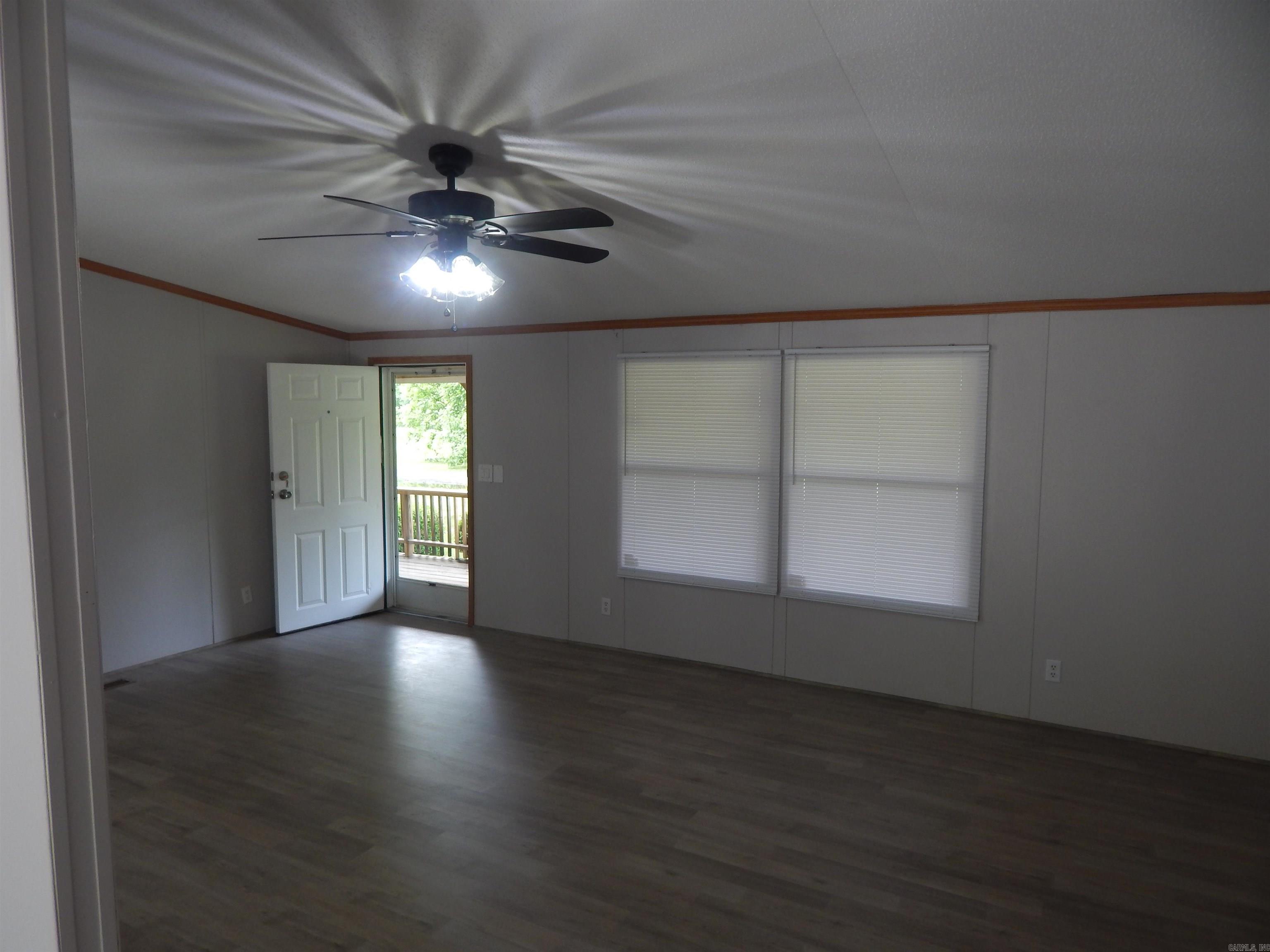 505  Main  West Point, AR