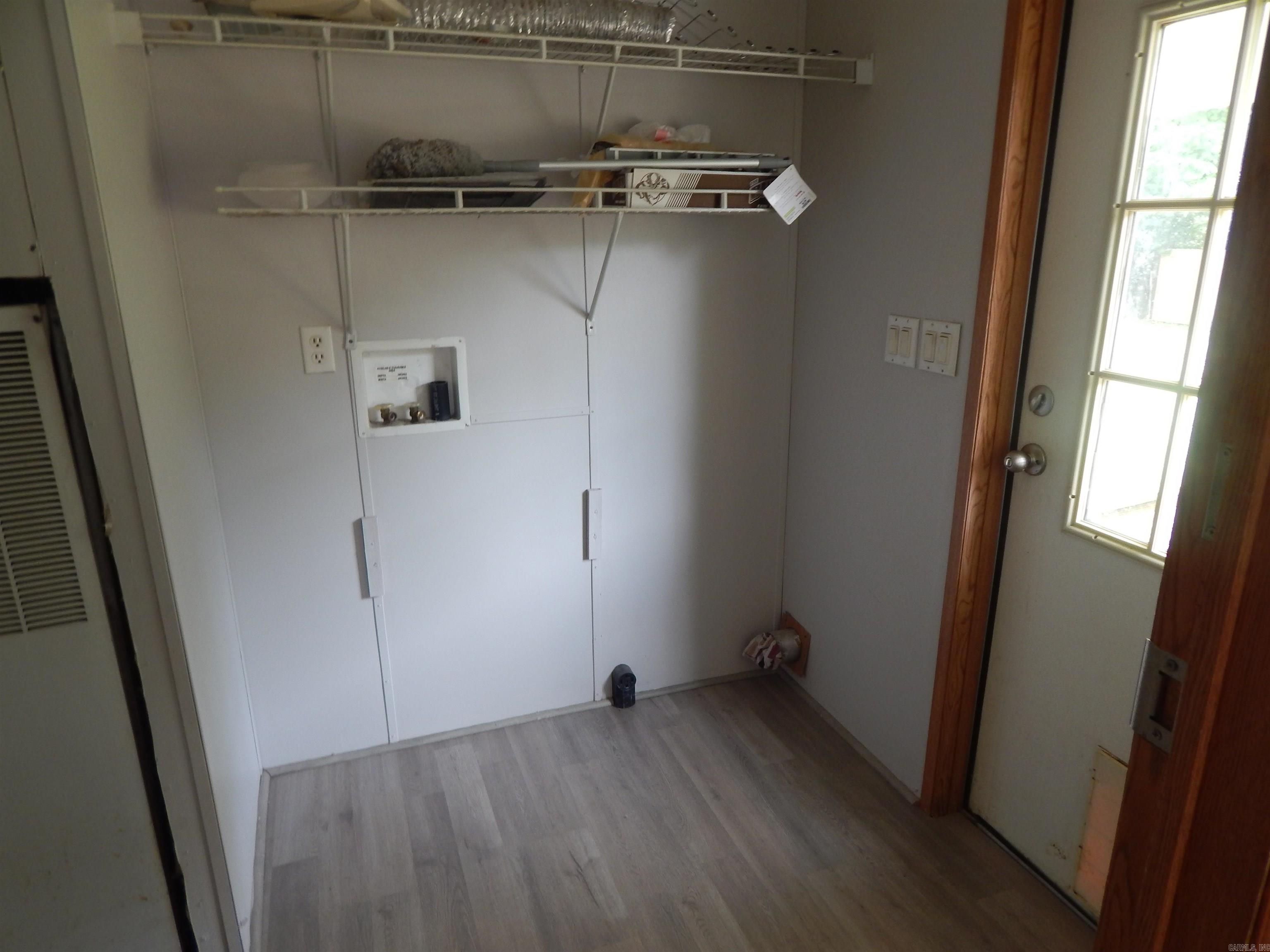 505  Main  West Point, AR