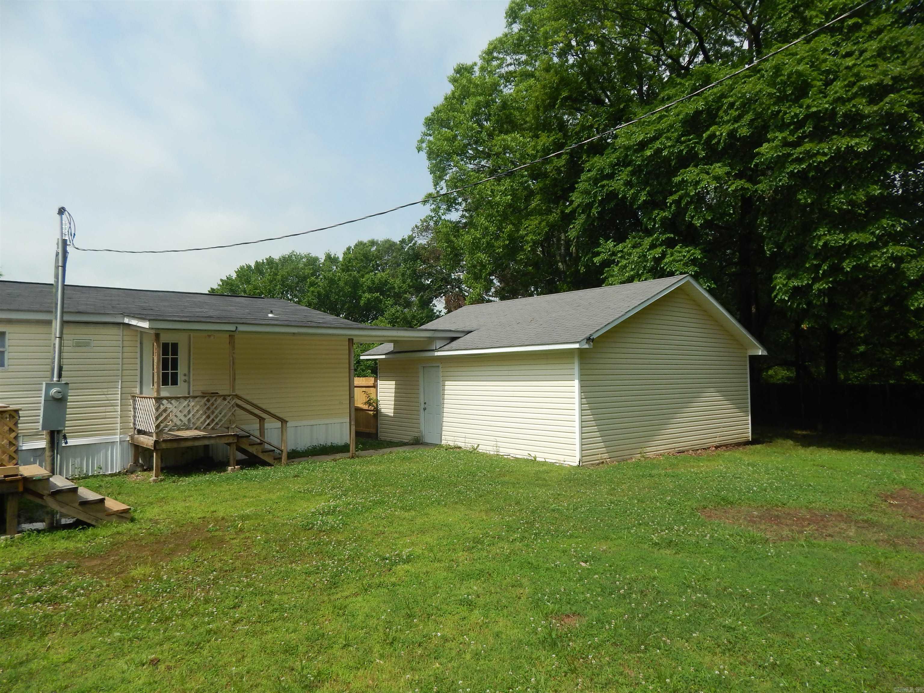 505  Main  West Point, AR