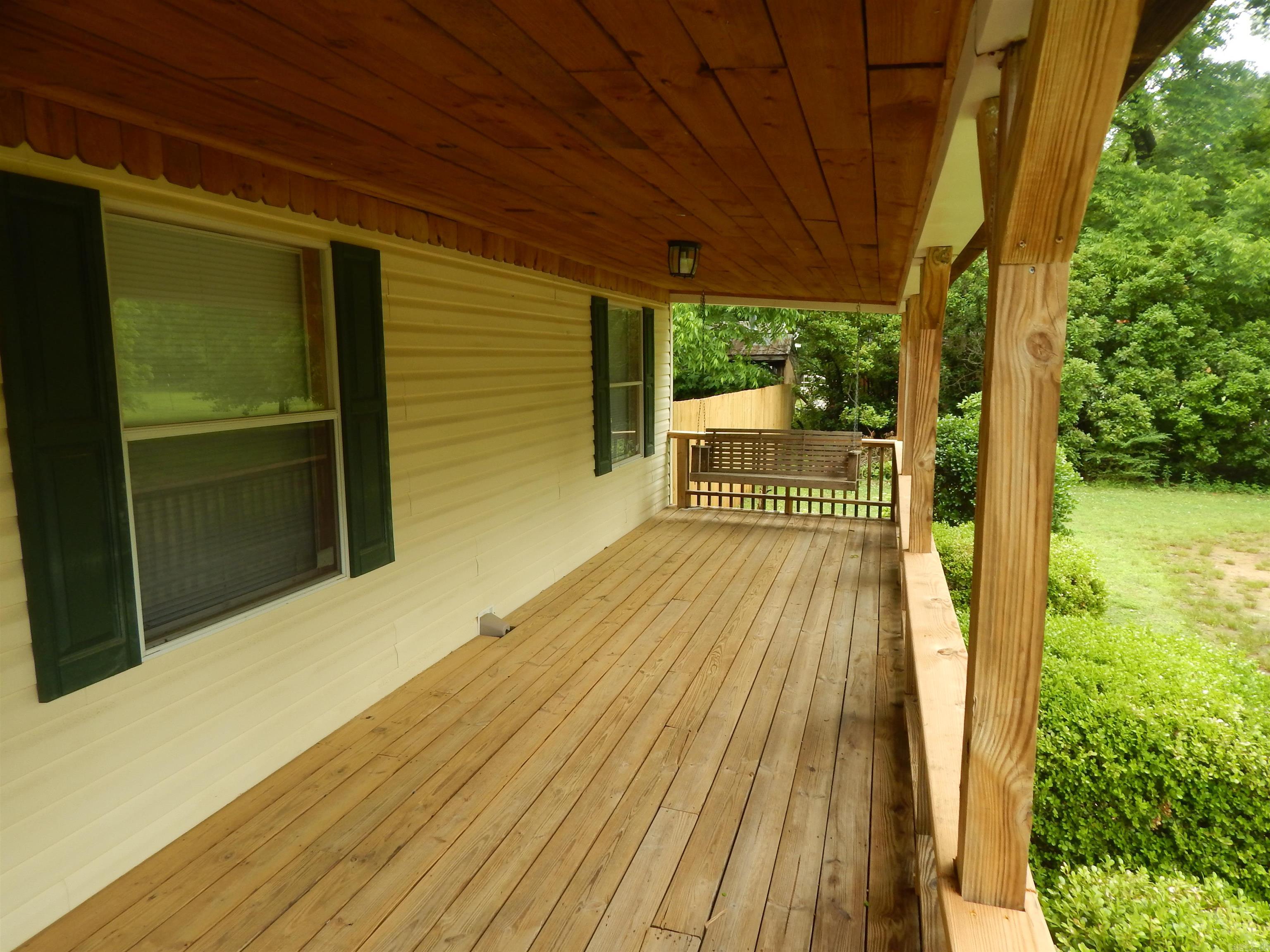 505  Main  West Point, AR