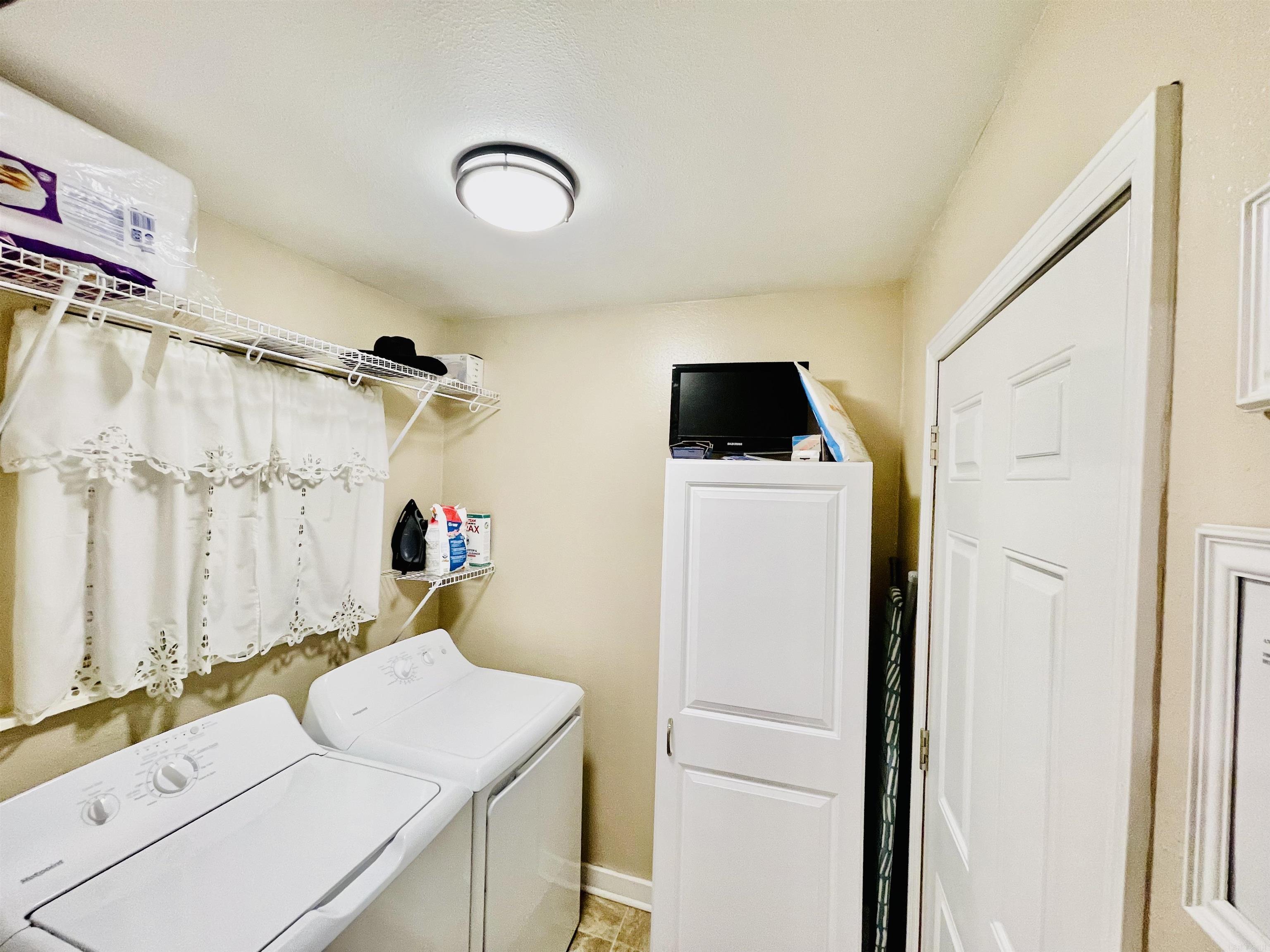 110  Sunset  Hot Springs, AR