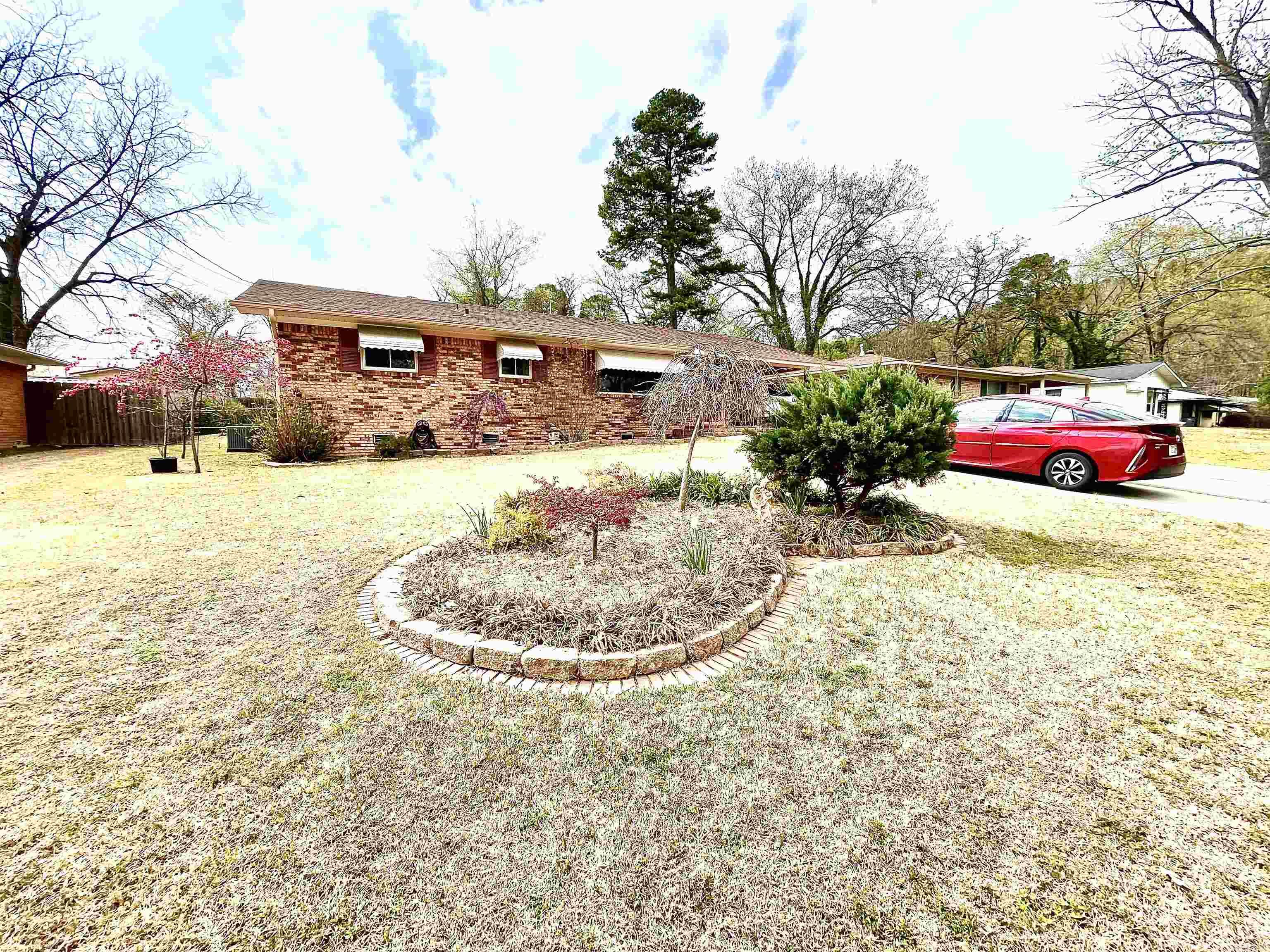 110  Sunset  Hot Springs, AR