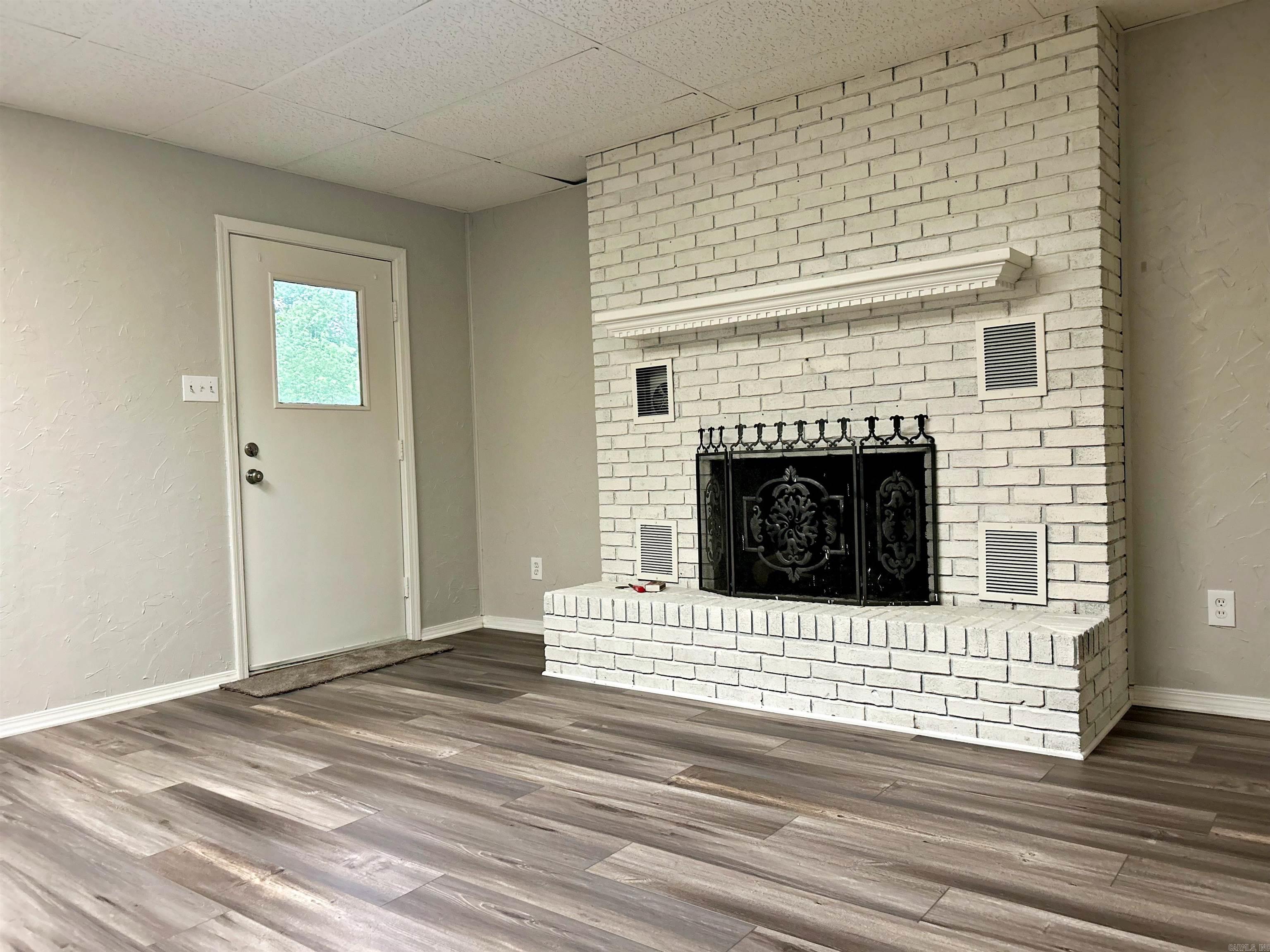 10  Ivy  Arkadelphia, AR