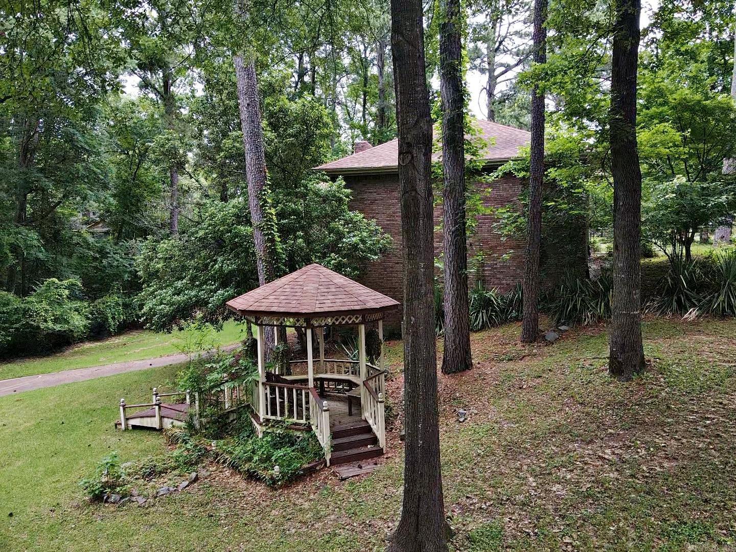 10  Ivy  Arkadelphia, AR
