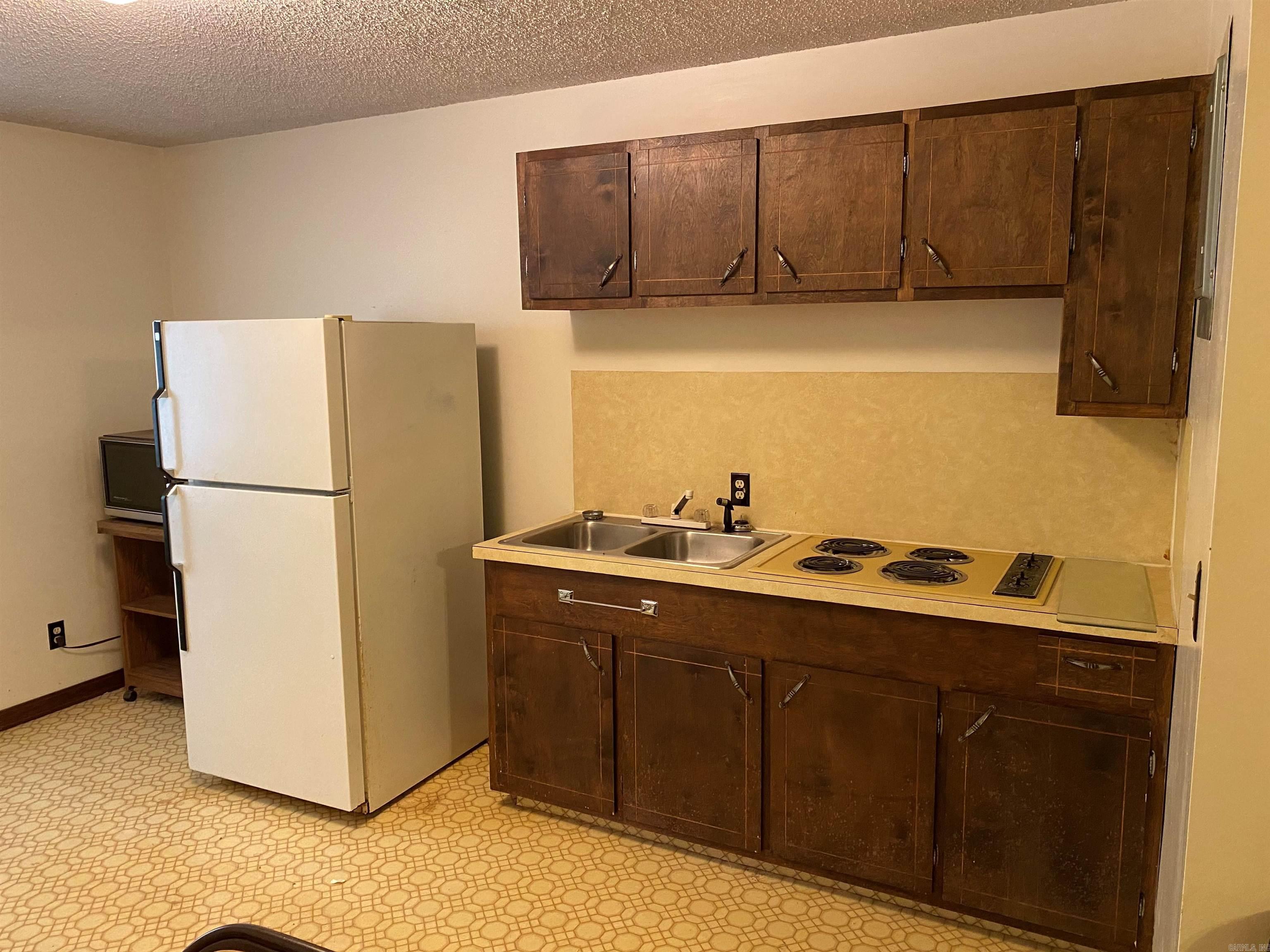325 N HWY 65  Saint Joe, AR