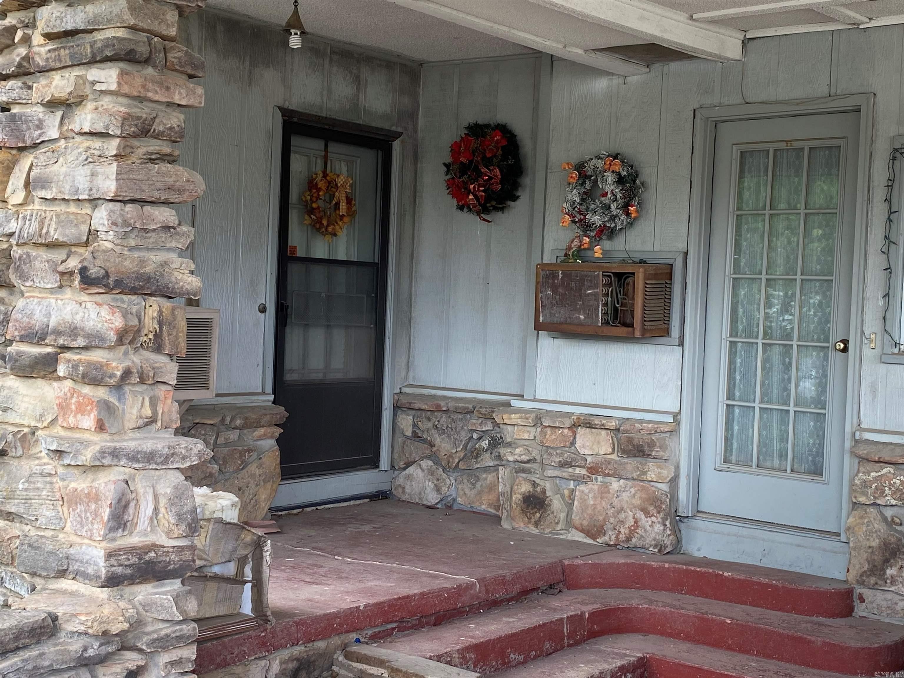 325 N HWY 65  Saint Joe, AR