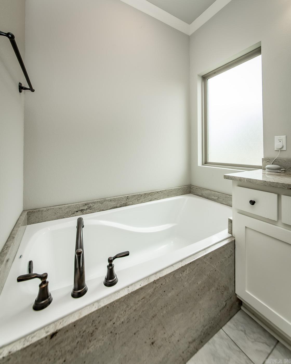75  Mt Tabor West  Cabot, AR