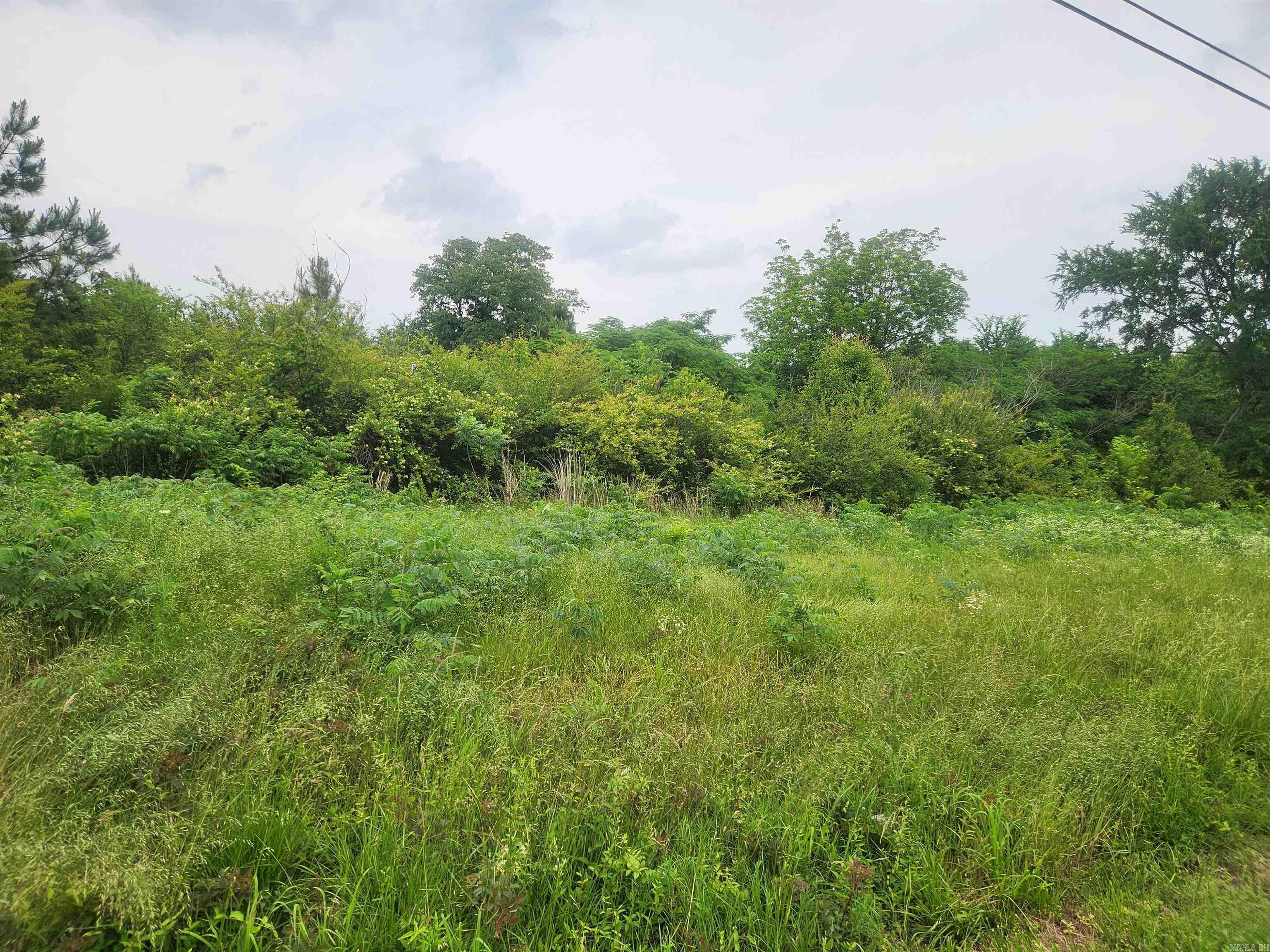2530 W Main  Clarksville, AR