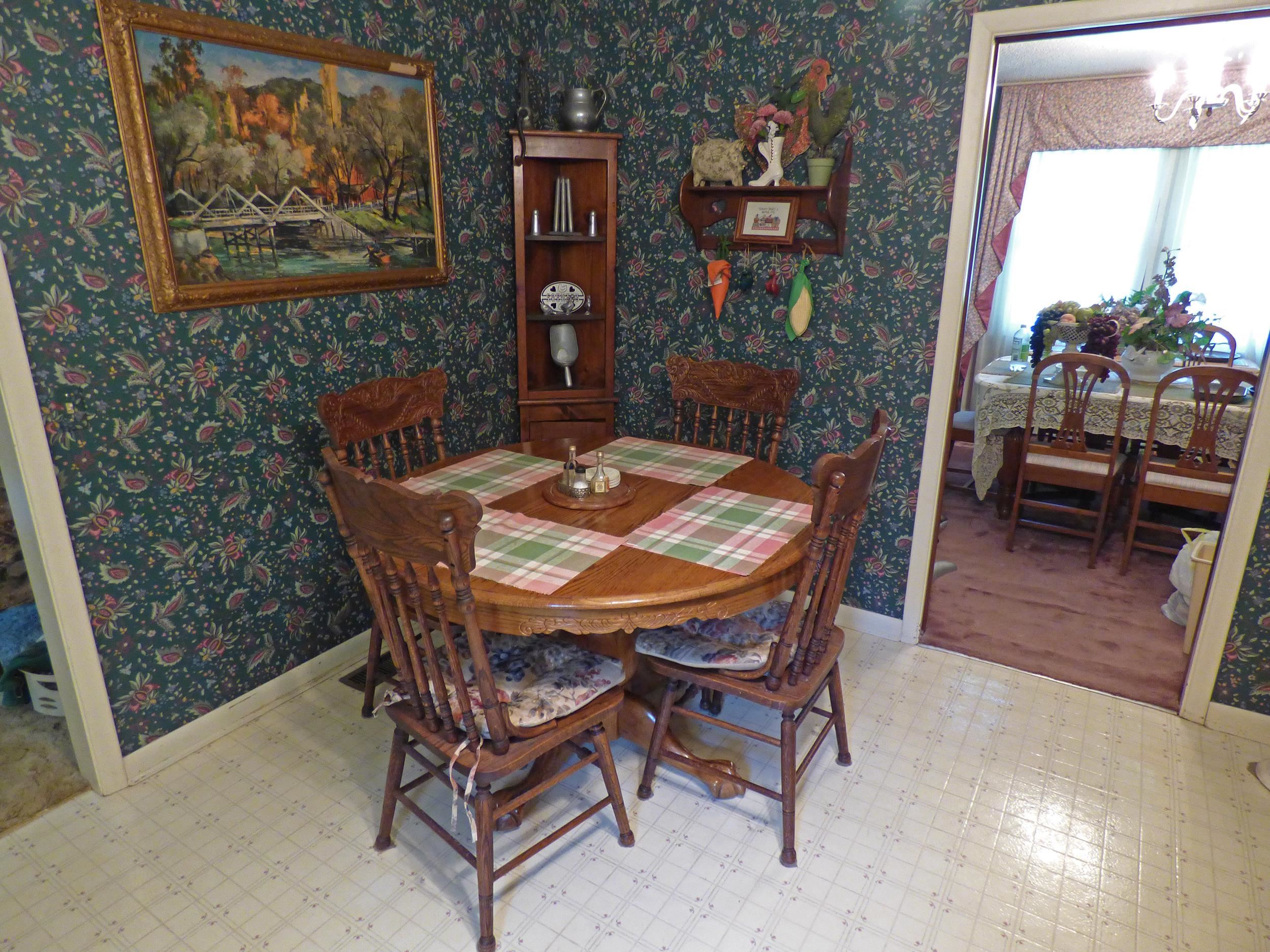 1717 Highway 63 Williford, AR 72482