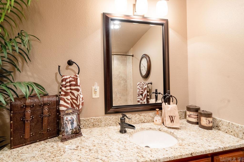 135  Hillview  Fairfield Bay, AR