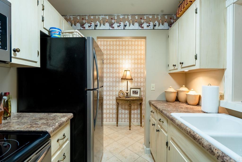 135  Hillview  Fairfield Bay, AR