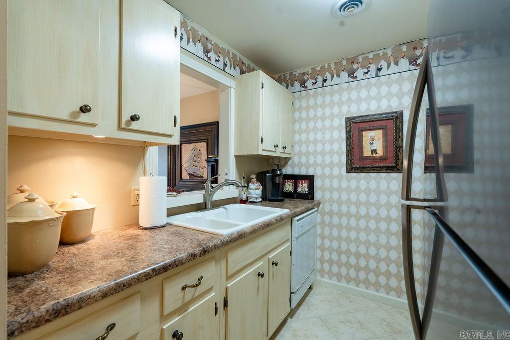135  Hillview  Fairfield Bay, AR