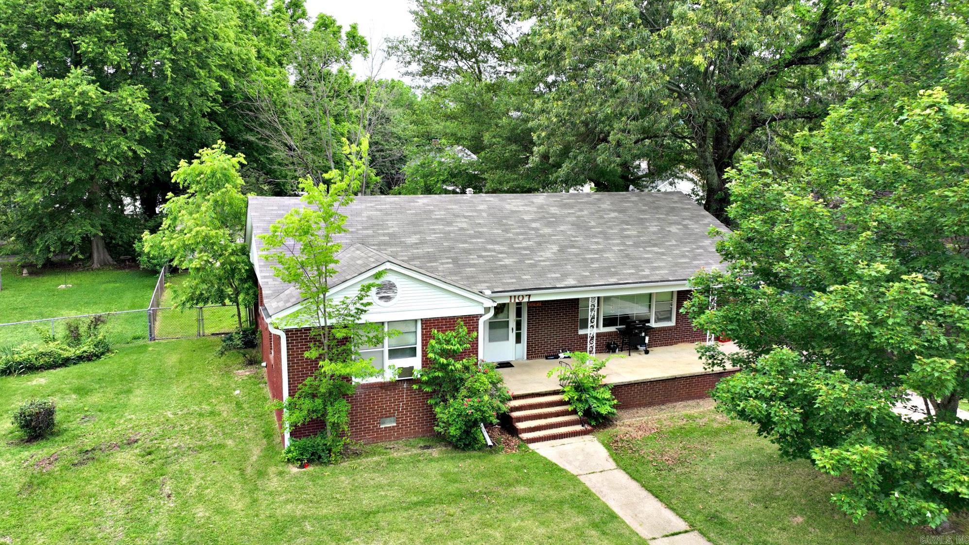 1107  Janssen Avenue  Mena, AR