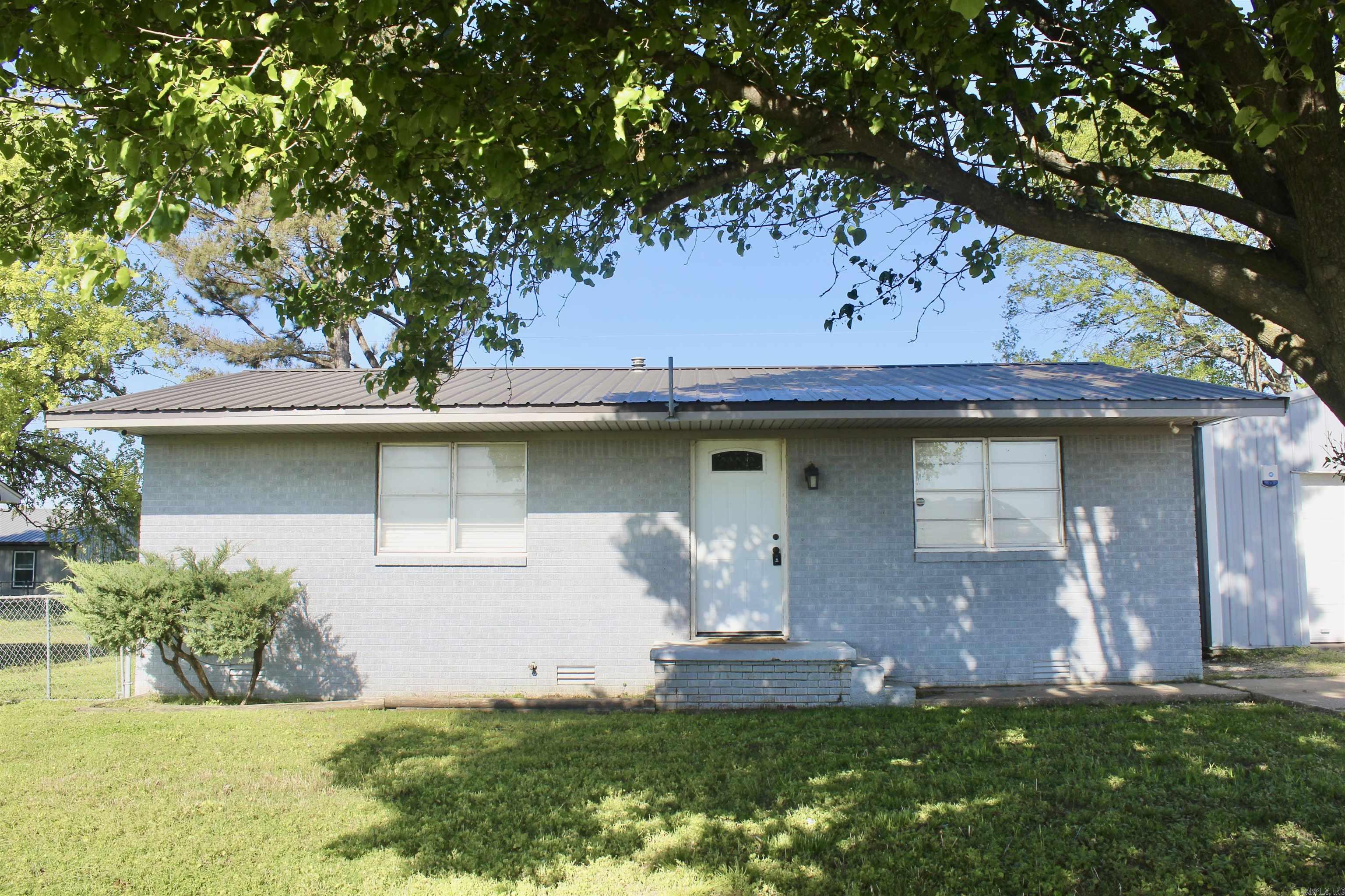 312 S Crossroads  Portia, AR