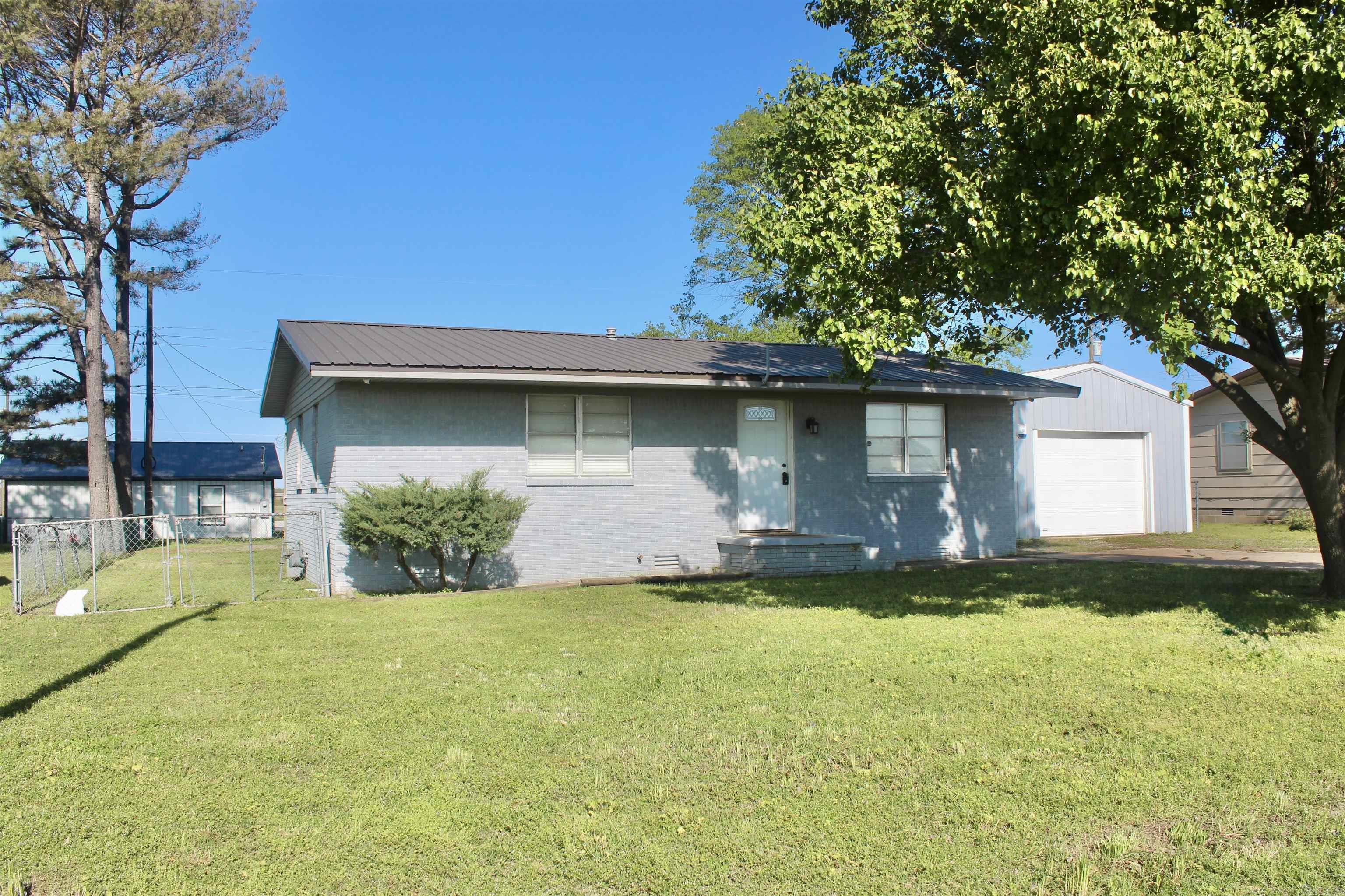 312 S Crossroads  Portia, AR