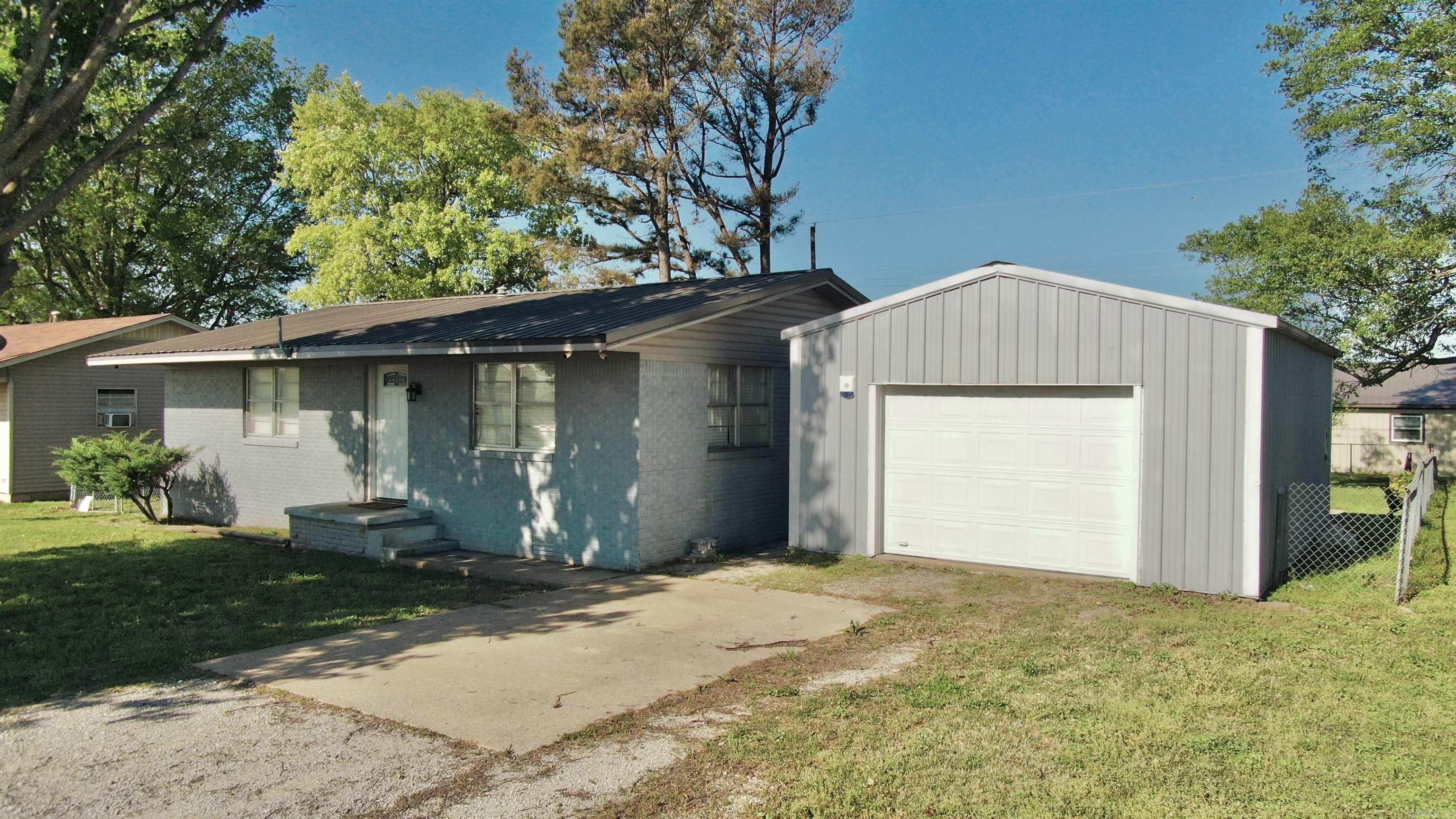 312 S Crossroads  Portia, AR