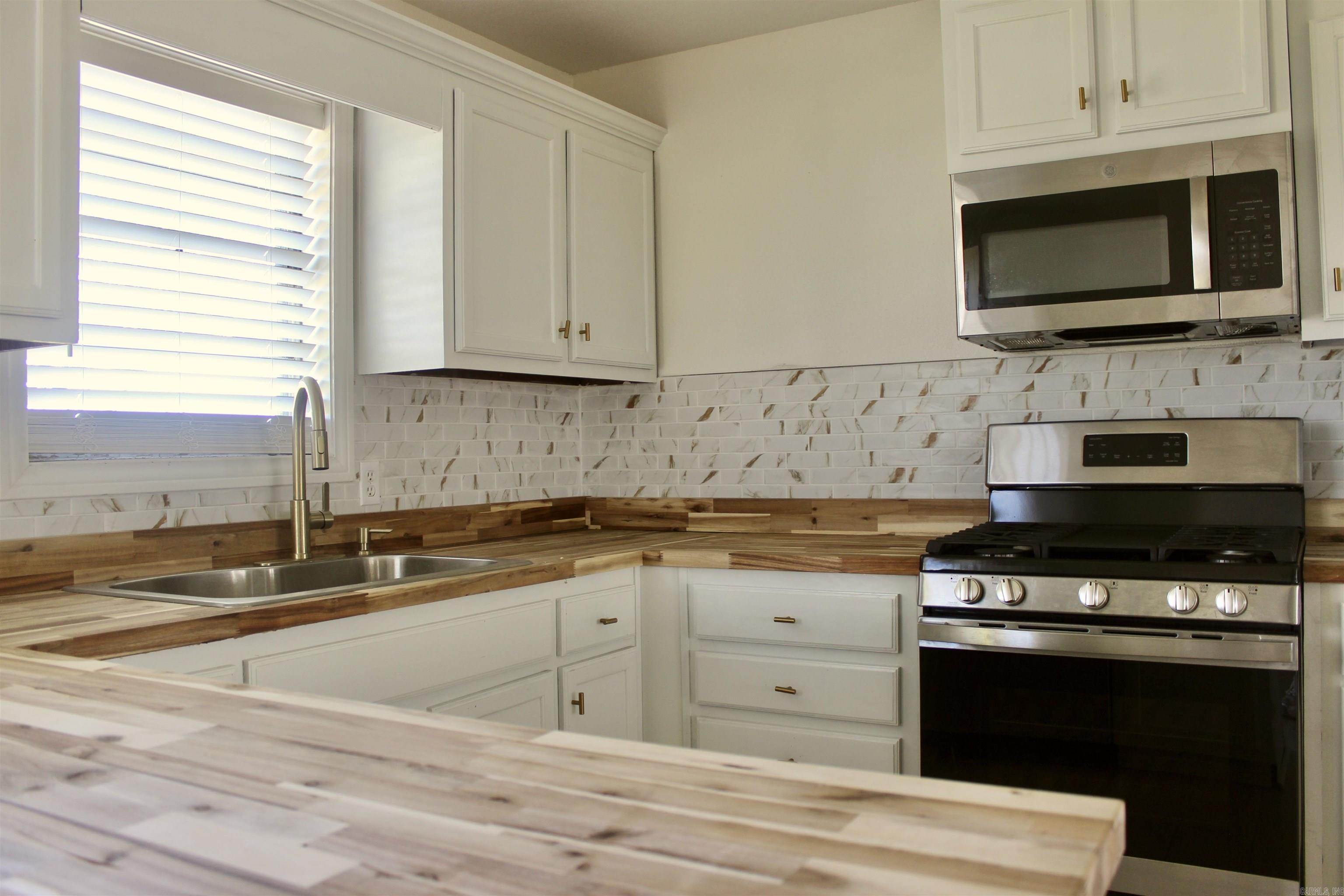 312 S Crossroads  Portia, AR