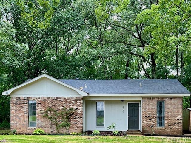 707  Maple  Forrest City, AR