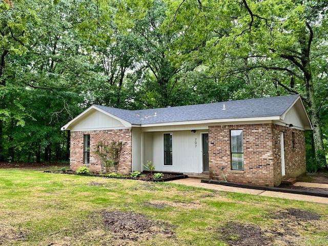 707  Maple  Forrest City, AR