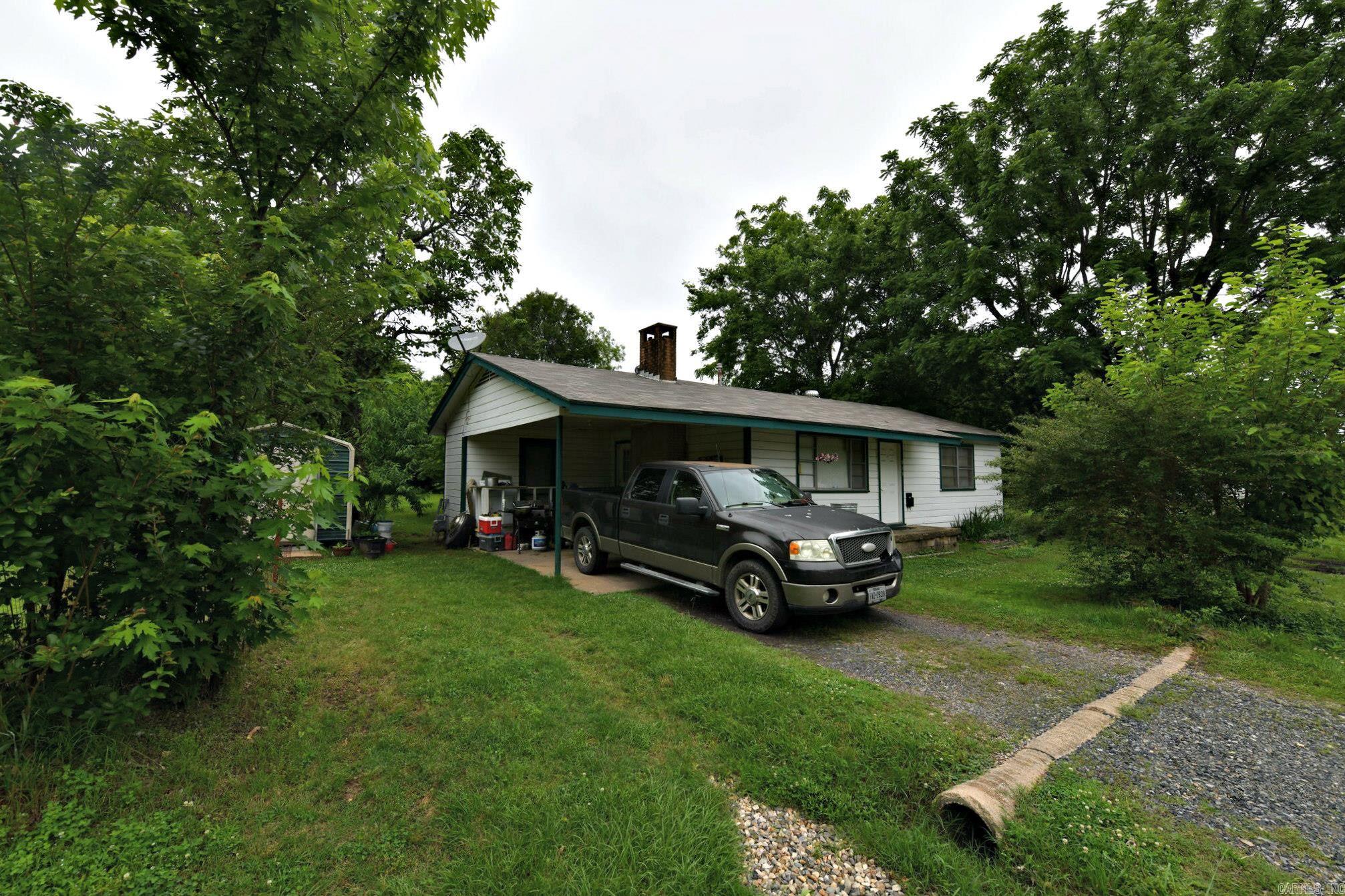 911  Gillham  Mena, AR