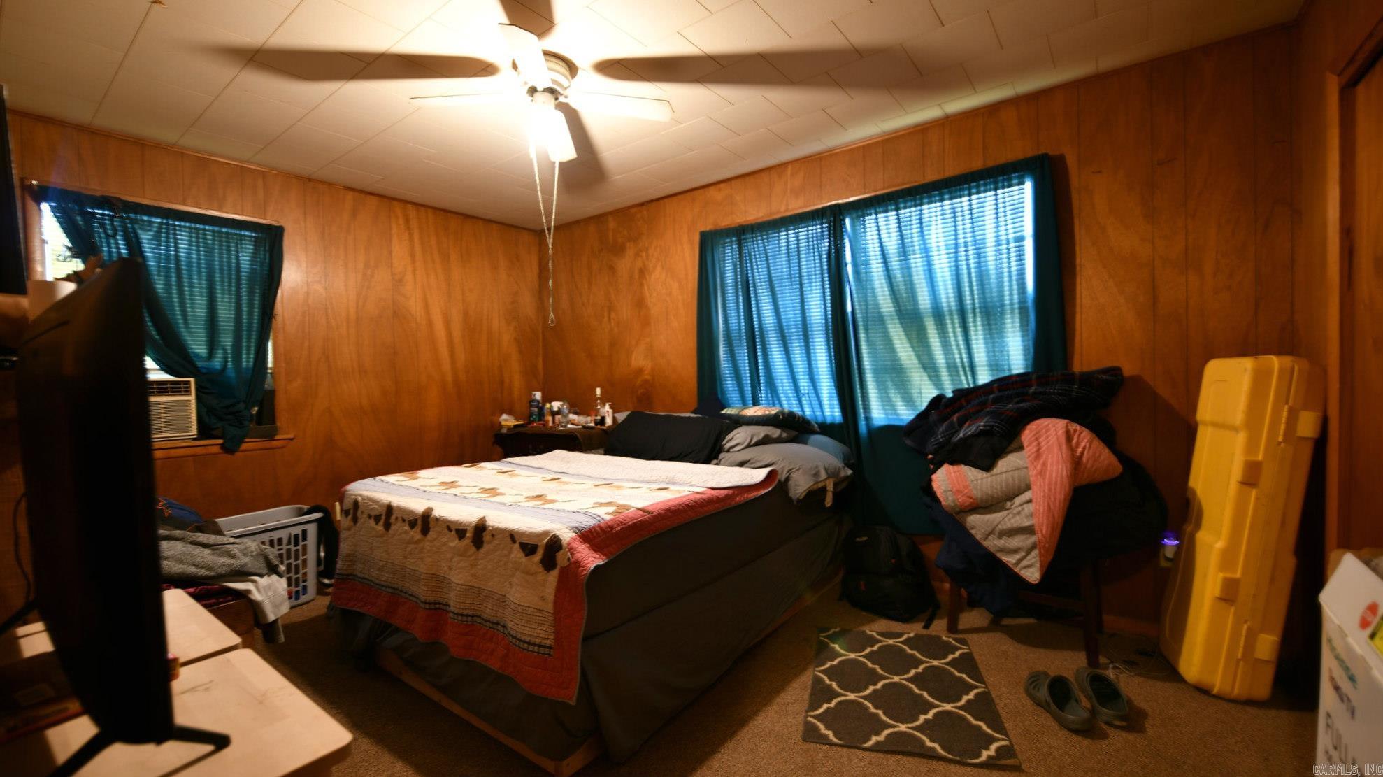 911  Gillham  Mena, AR