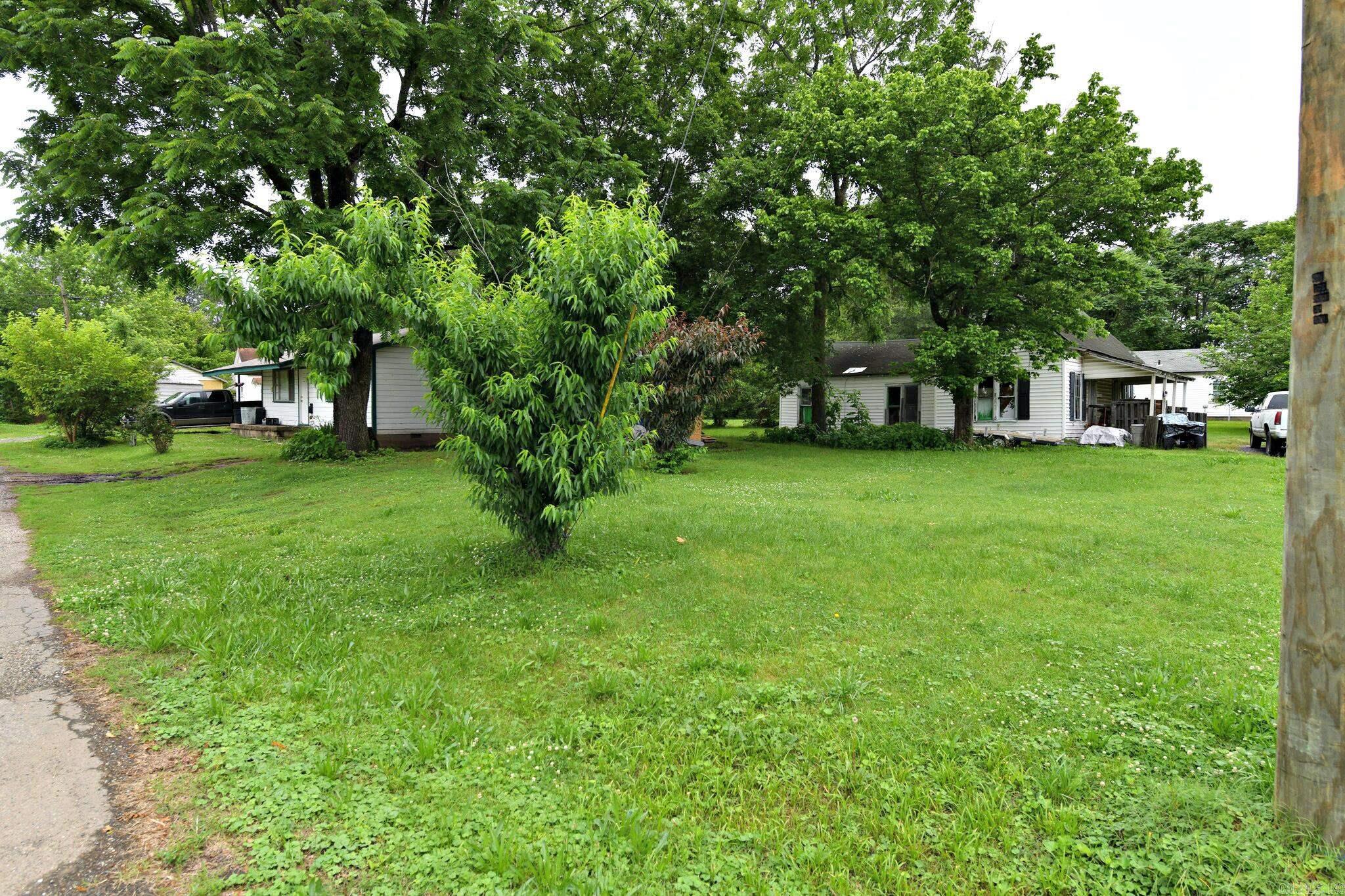 911  Gillham  Mena, AR